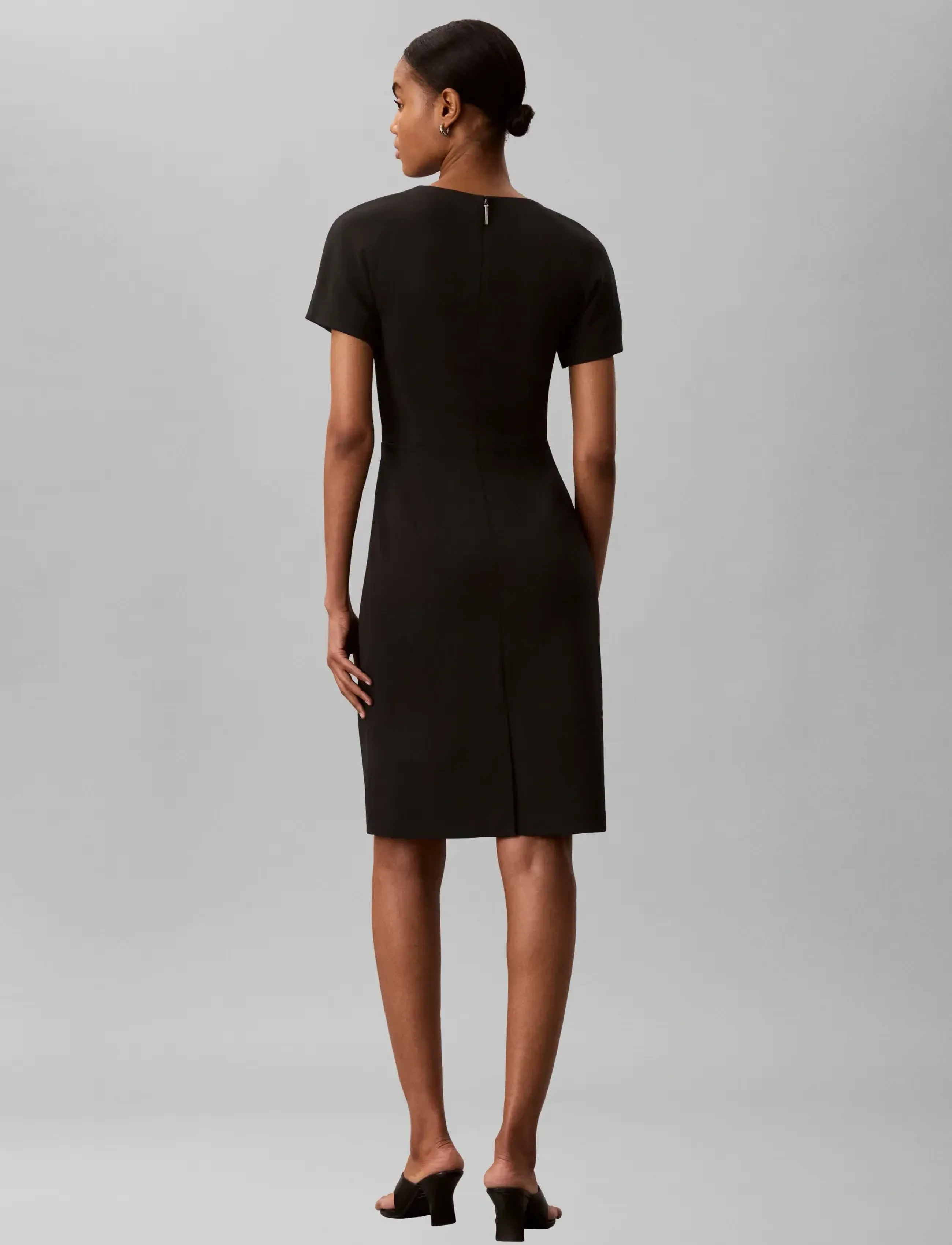 Calvin Klein - SCUBA CREPE SS KNEE LENGTH DRESS - midi kjoler - black - 2