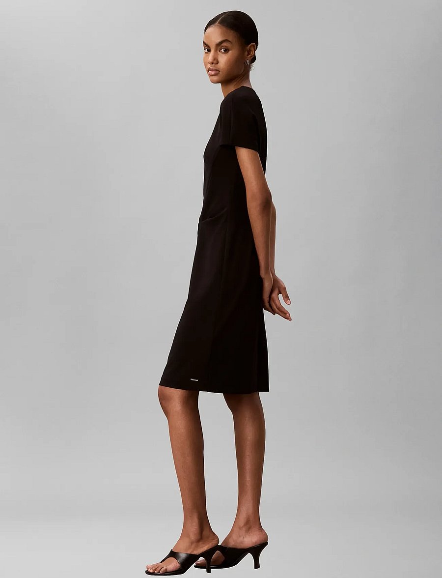 Calvin Klein - SCUBA CREPE SS KNEE LENGTH DRESS - midi kjoler - black - 4