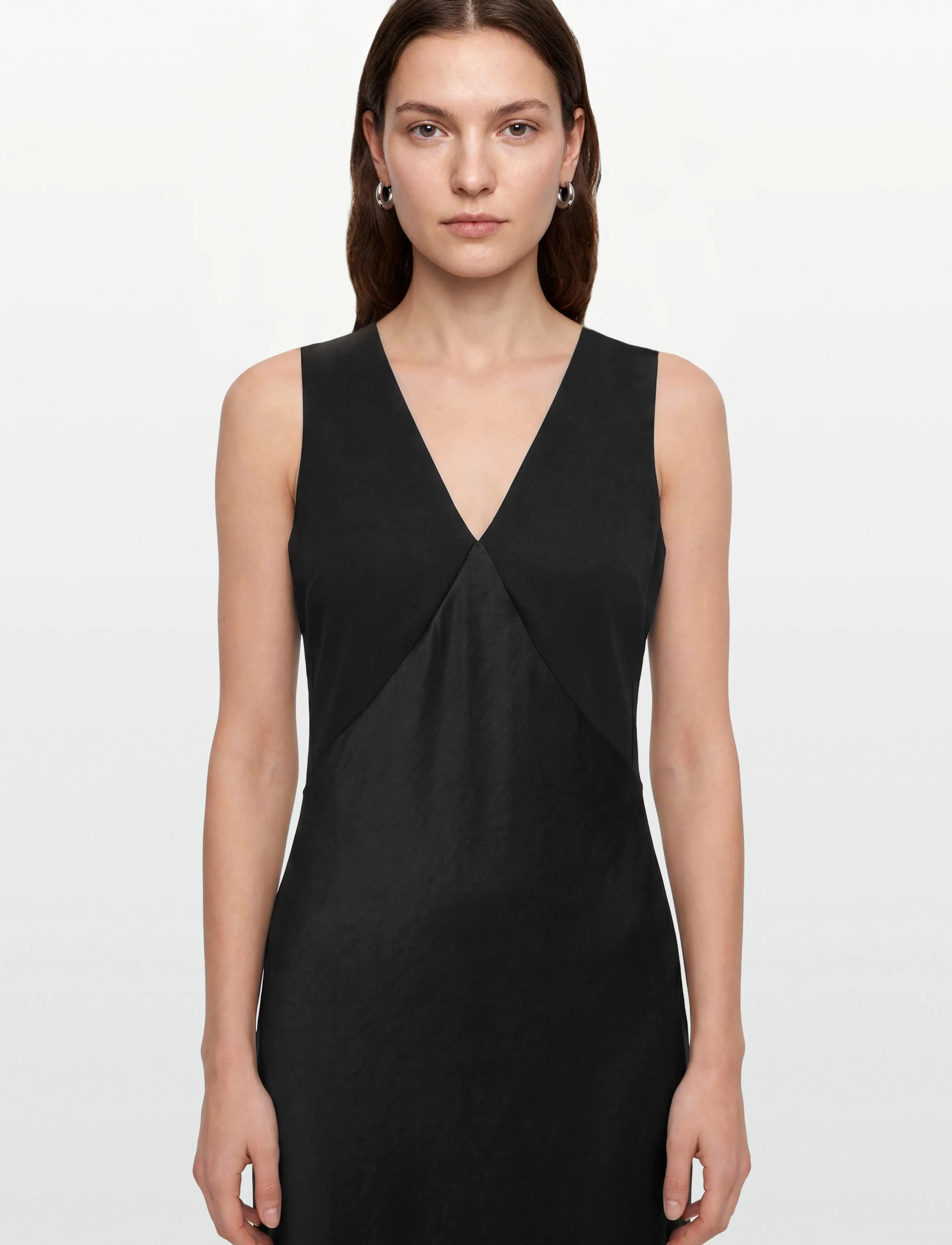 Calvin Klein - CREPE BACK SATIN V NECK MIDI DRE - black - 3