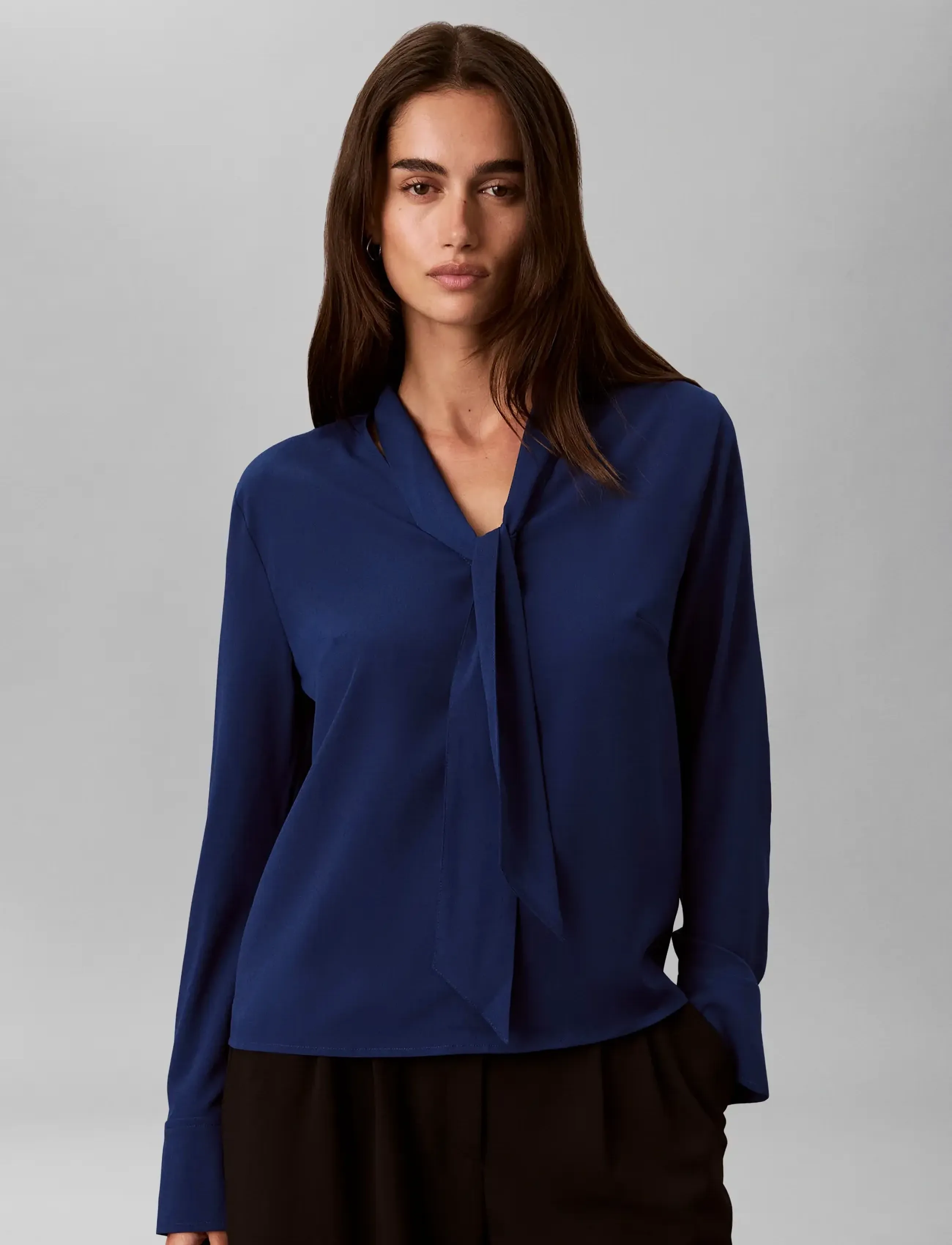 Calvin Klein - CDC LS SCARF TOP - långärmade blusar - estate blue - 3