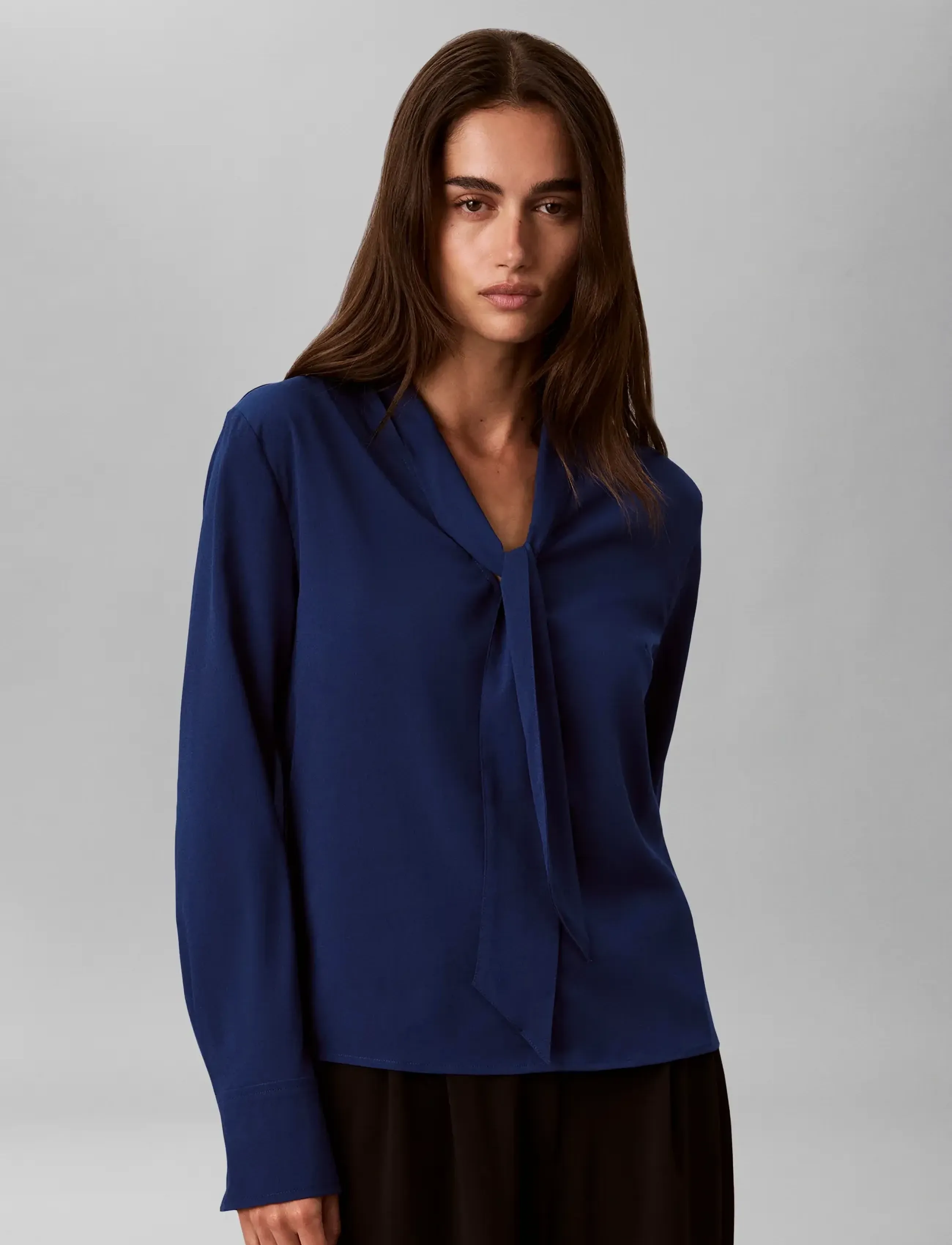 Calvin Klein Cdc Ls Scarf Top blusar dam – bild 6