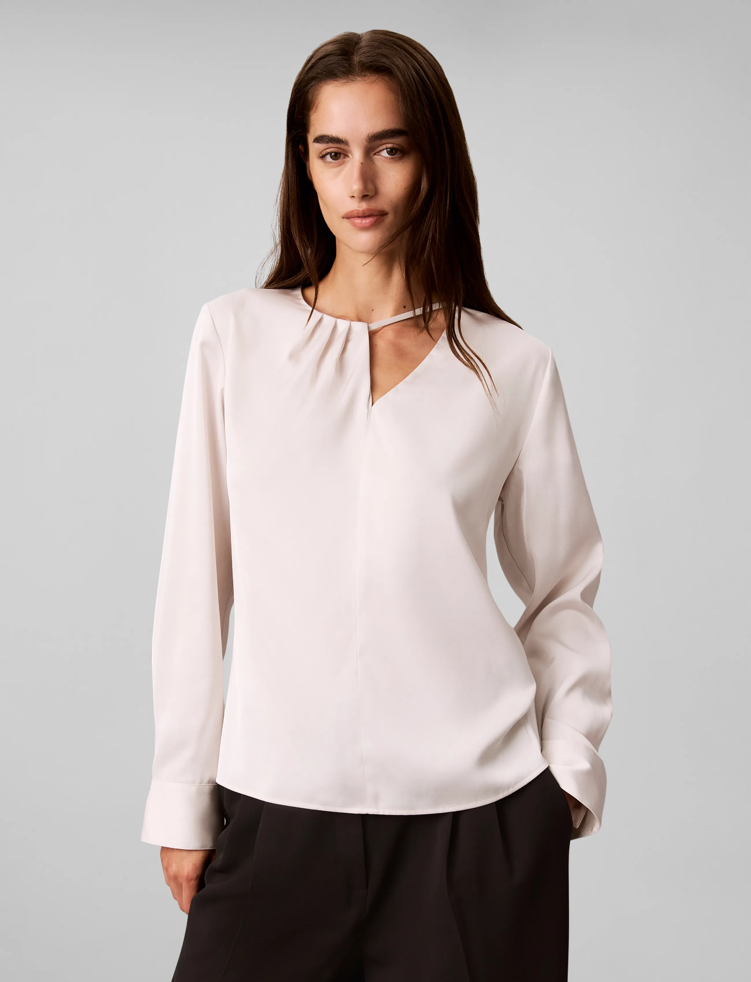 Calvin Klein - SATIN ASYM LS TOP - white sand - 3