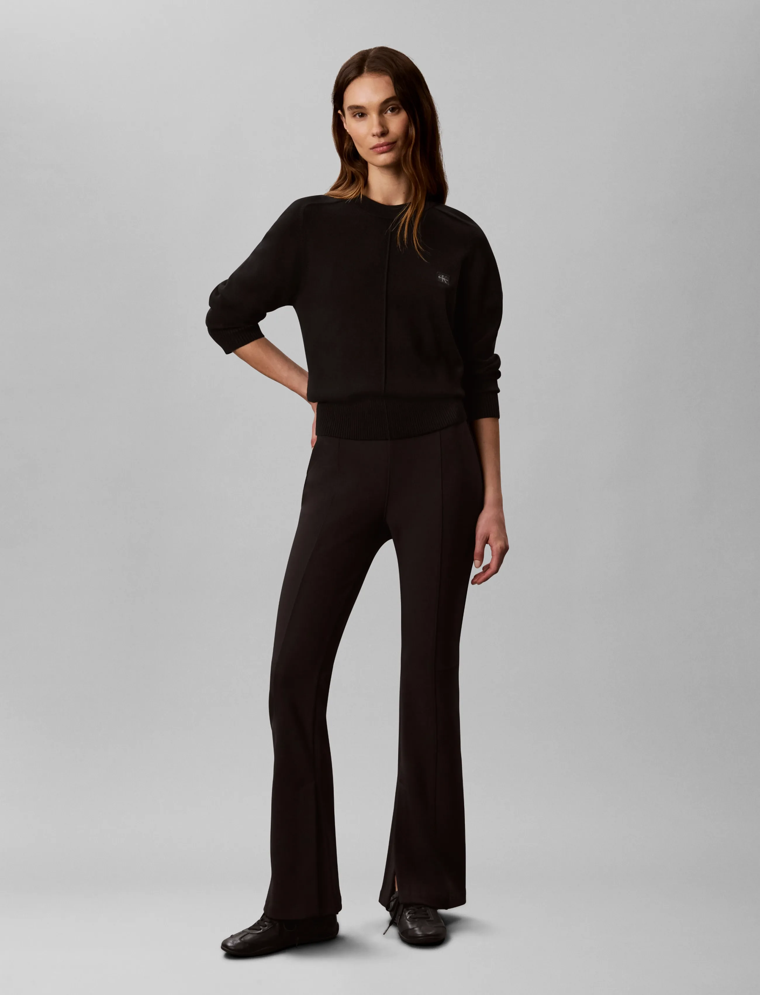 Calvin Klein Tailored Knit Flare Pant, Damen, Strick Flared Schlitzhose, Schwarz, Gr.M