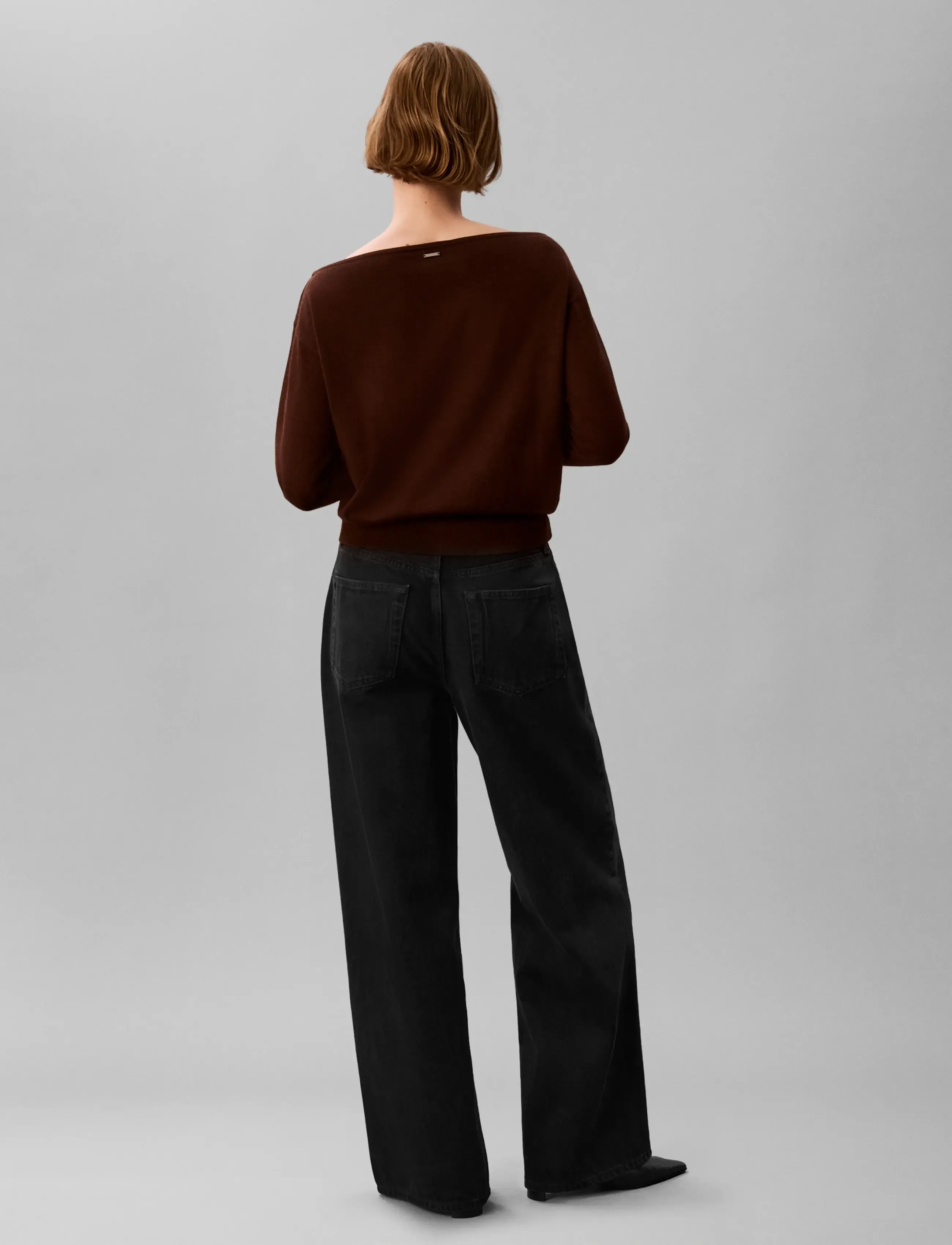 Calvin Klein - MERINO BLEND OPEN NECK SWEATER - striktrøjer - rich brown - 2