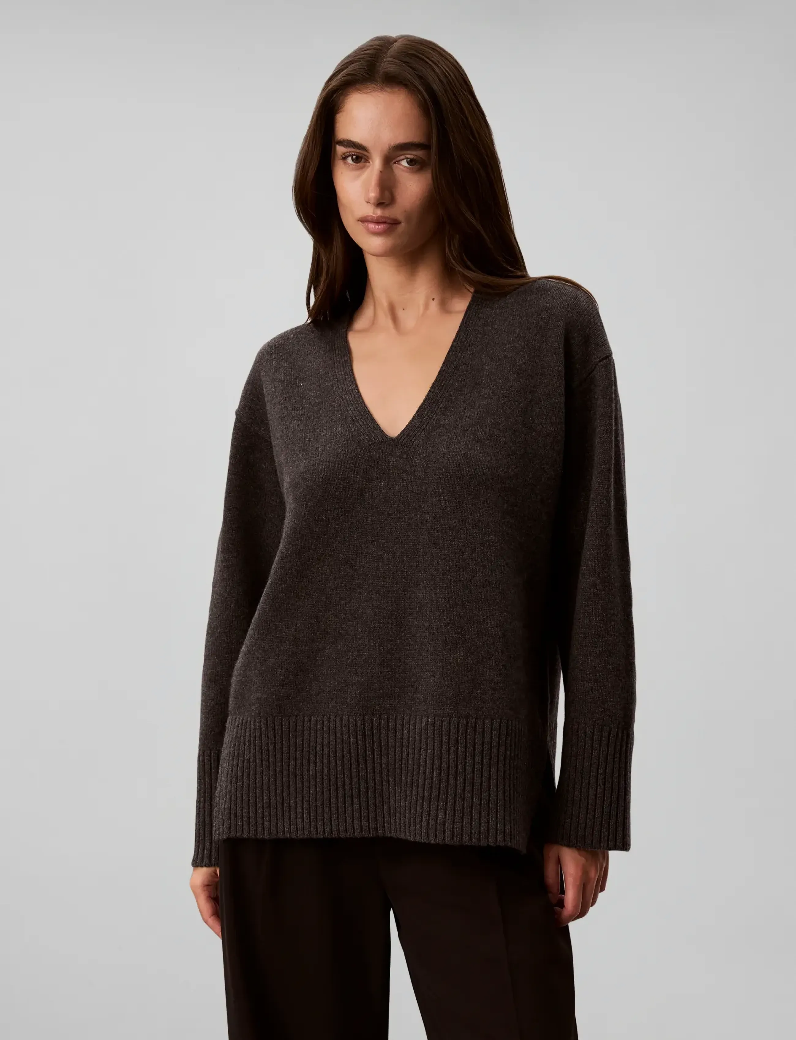 Calvin Klein - LUX WOOL VNECK SWEATER - stickade tröjor - b85 gunmetal heather - 3