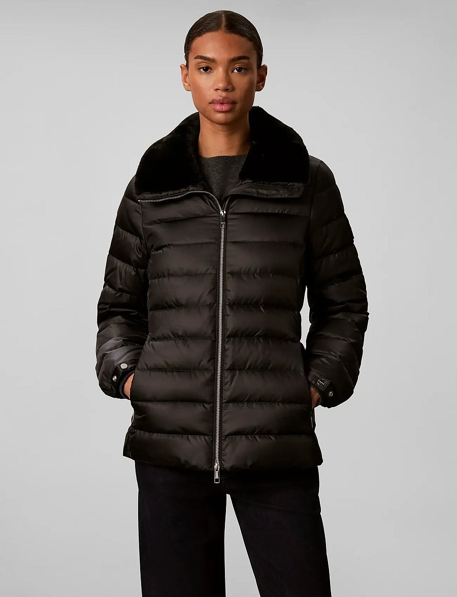 Calvin Klein - SATIN LW SHORT PUFFER WITH FUR - vinterjakker - black - 3