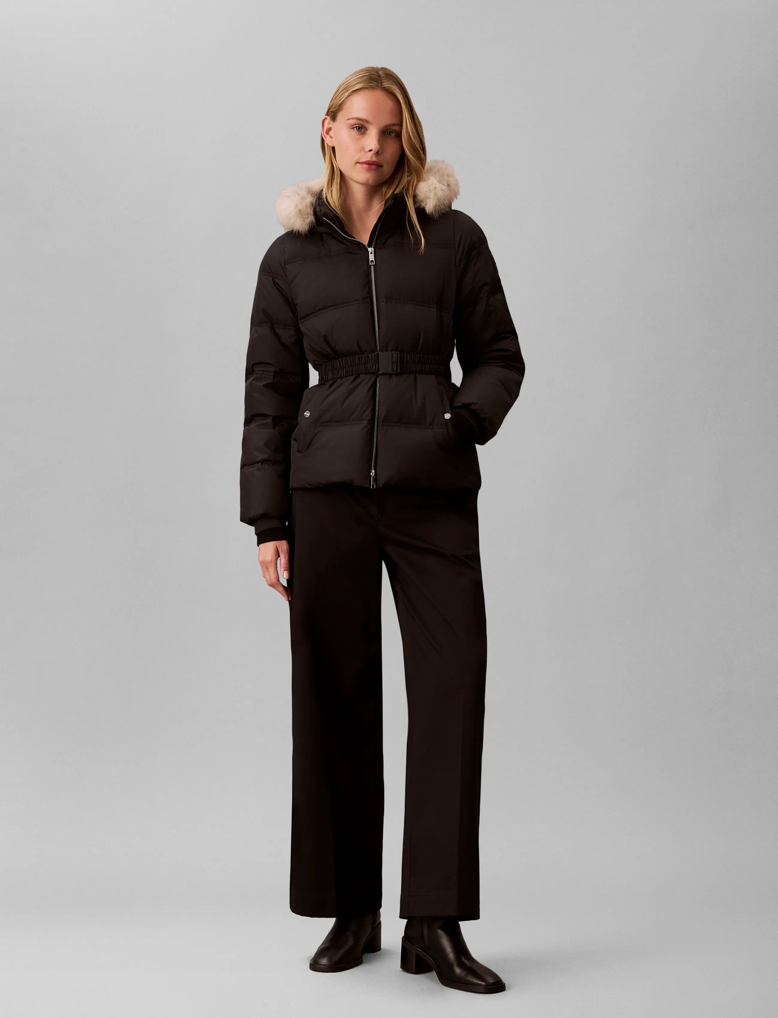 Calvin Klein MATTE MW BELTED SHORT PUFFER WIT - Winterjacken - BLACK / black