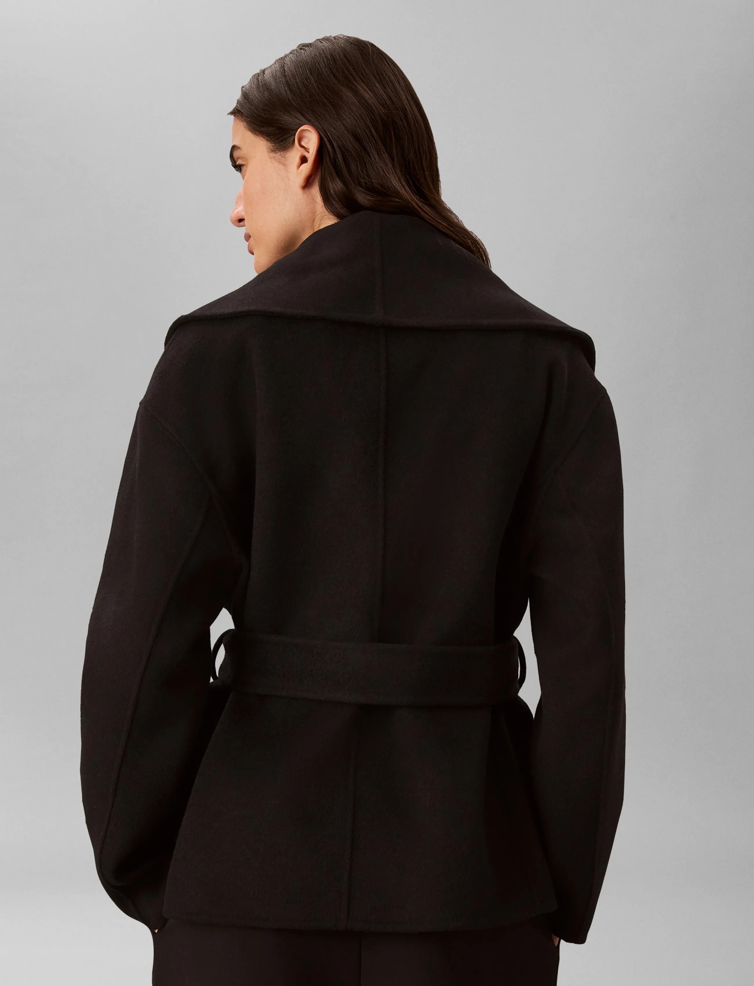 Calvin Klein - SHAWL HIP LENGHT COAT (SOLID) - trenchcoats - black - 2