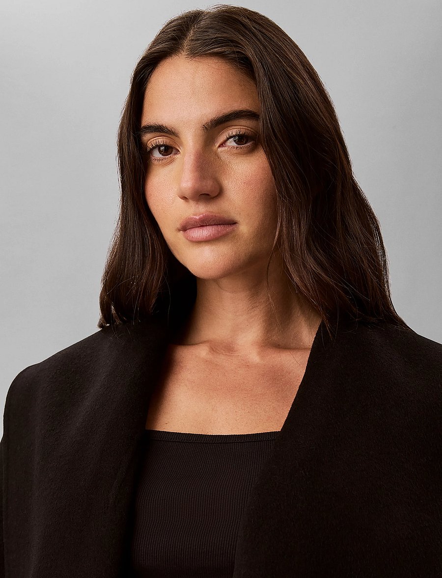 Calvin Klein - SHAWL HIP LENGHT COAT (SOLID) - trenchcoats - black - 4