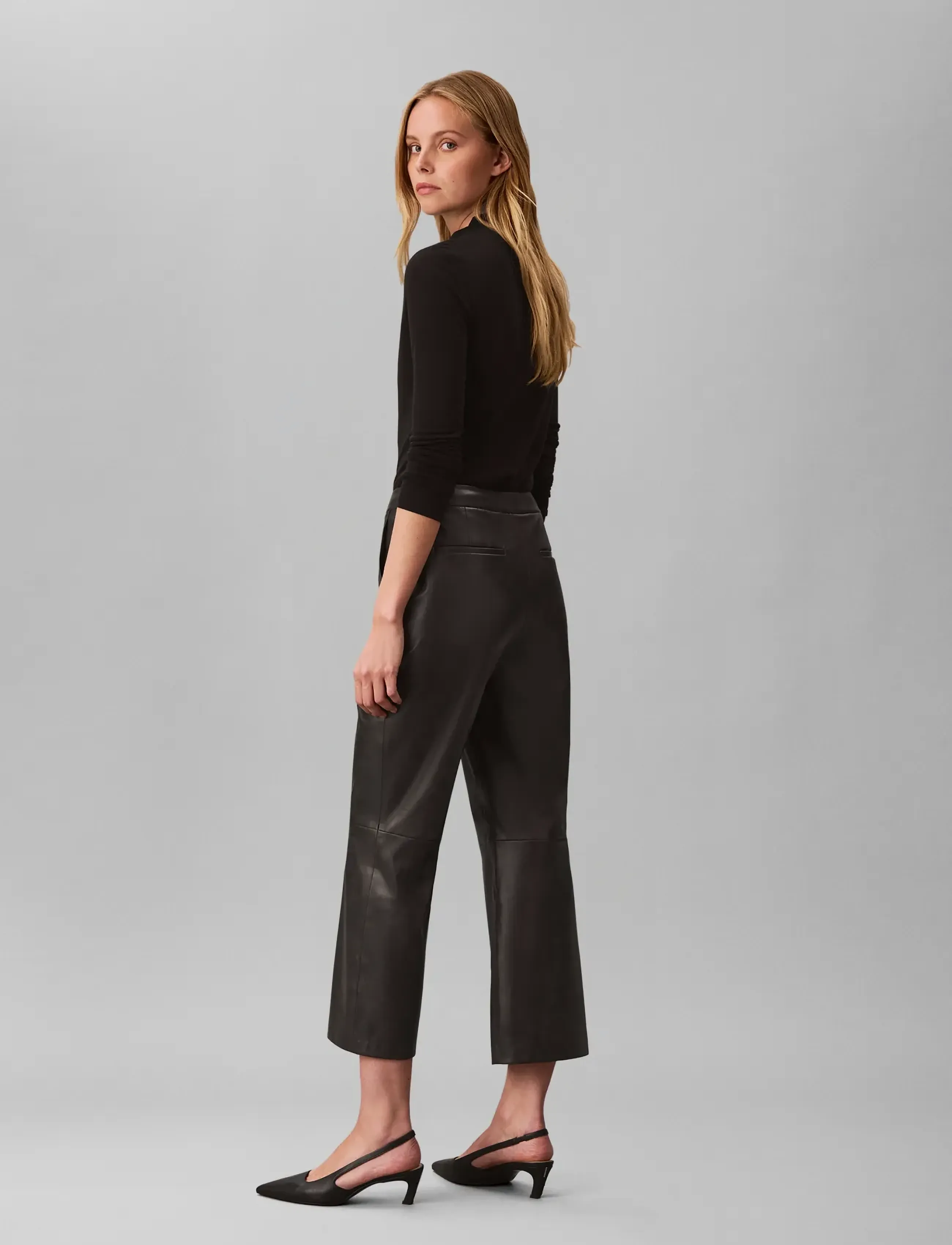 Calvin Klein - FAUX LEATHER FLARE PANT - nahkpüksid - black - 2