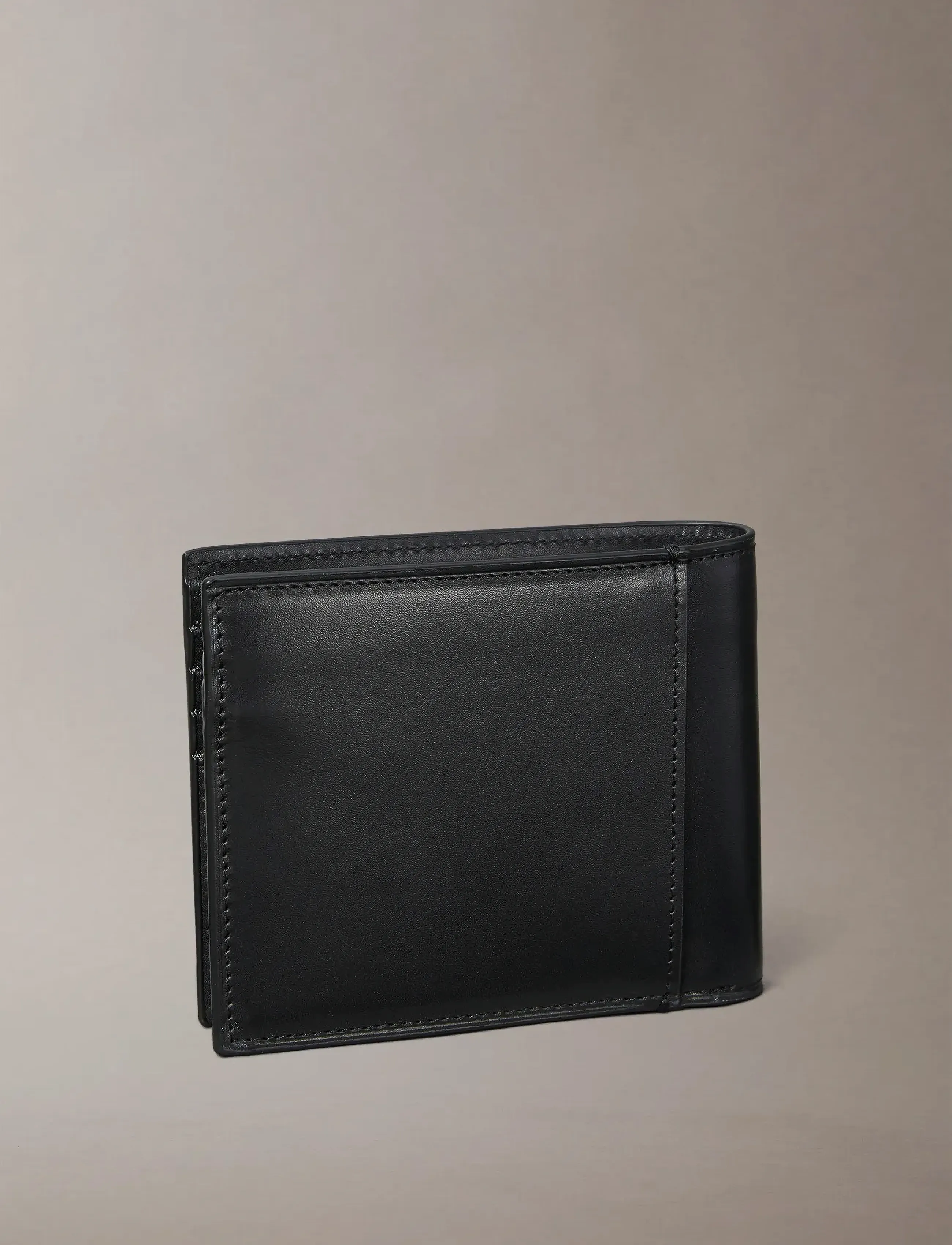 Calvin Klein - PLAQUE BILLFOLD w/ COIN - wallets - black - 2