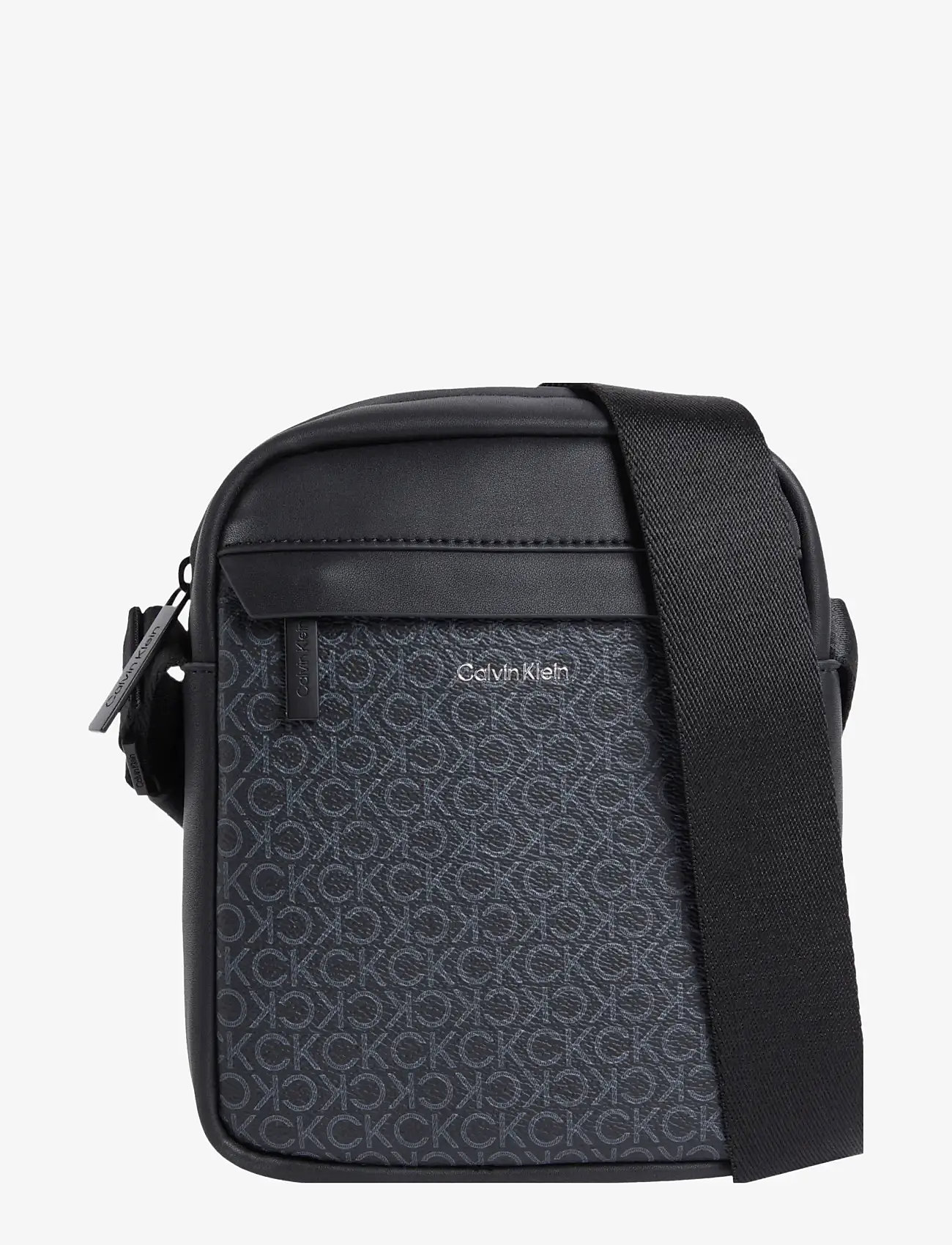 Calvin Klein Ck Must Mono Reporter S – shoulder bags – shop at Booztlet