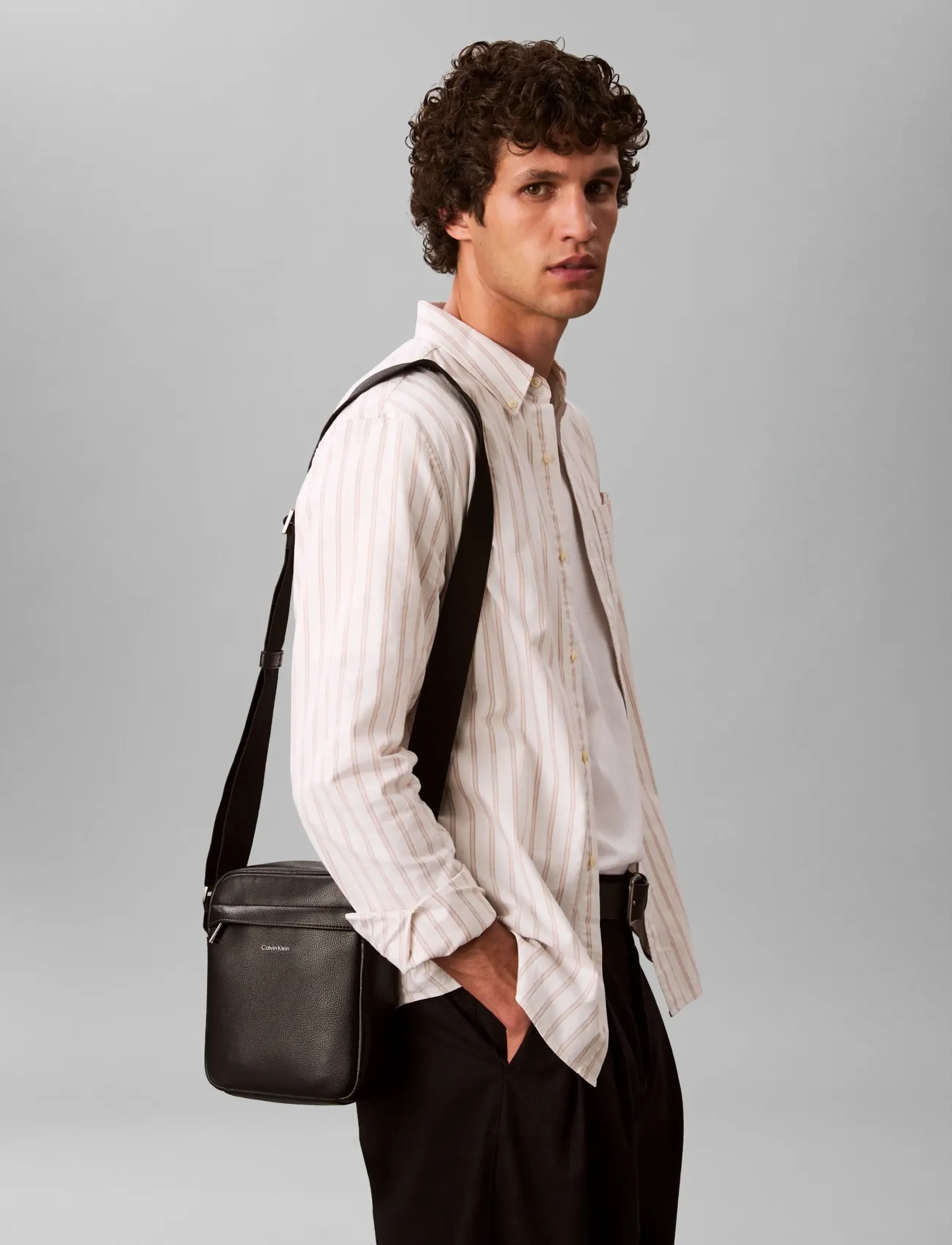 Calvin Klein RAISED REPORTER - Bags - BLACK / black