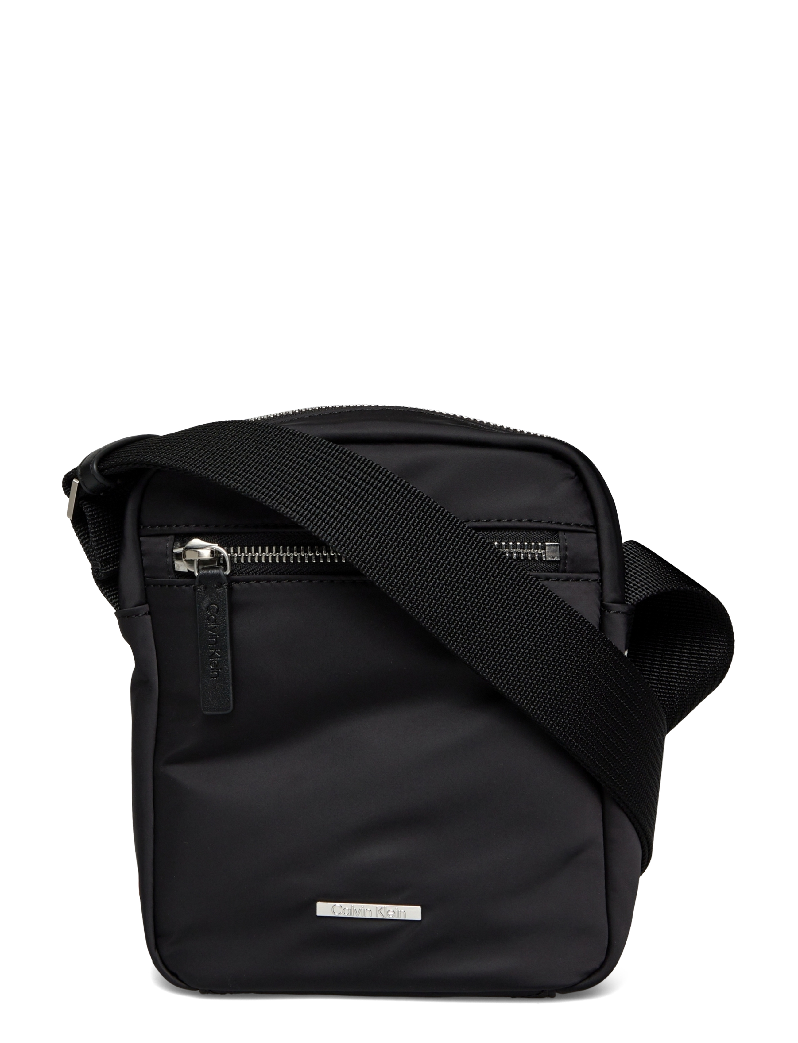 Calvin Klein Sleek Nylon Reporter, One Size, Black, Tasker > Crossbody-Tasker, Herre