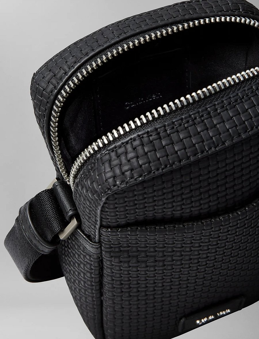 Calvin Klein - EMBOSSED WOVEN SLIM REPORTER - verslaðu eftir tilefni - black - 3
