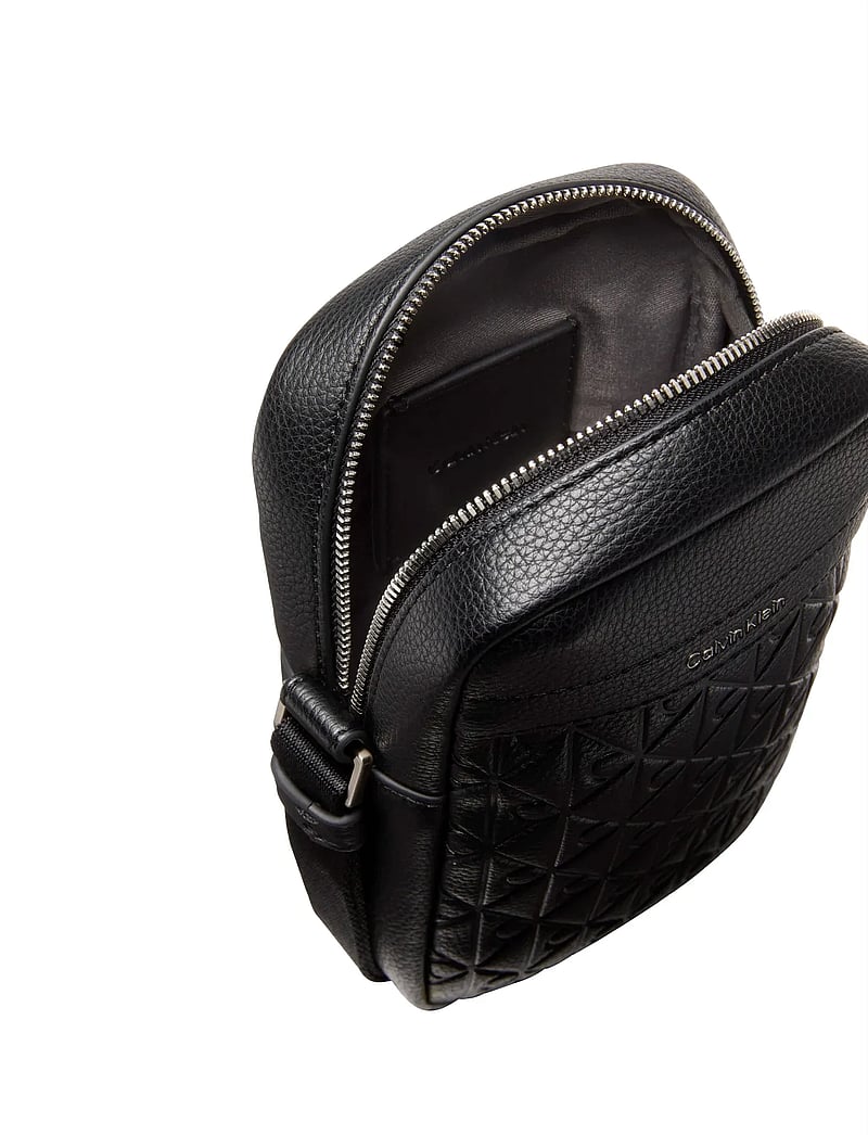 Calvin Klein - EMBLEM AOP EMBOSS SLIM REPORTER - nach anlass kaufen - black - 2