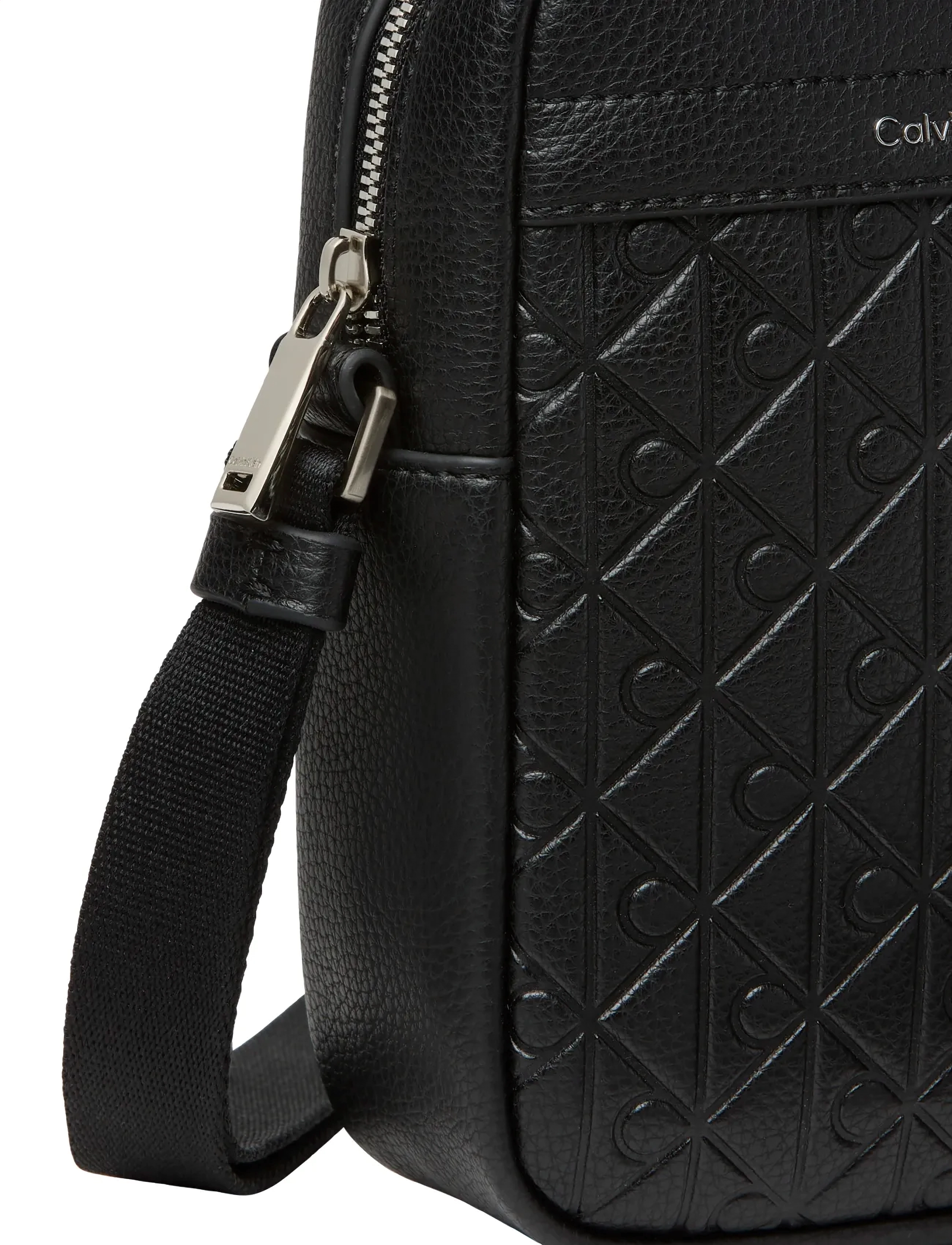 Calvin Klein - EMBLEM AOP EMBOSS SLIM REPORTER - shop etter anledning - black - 3