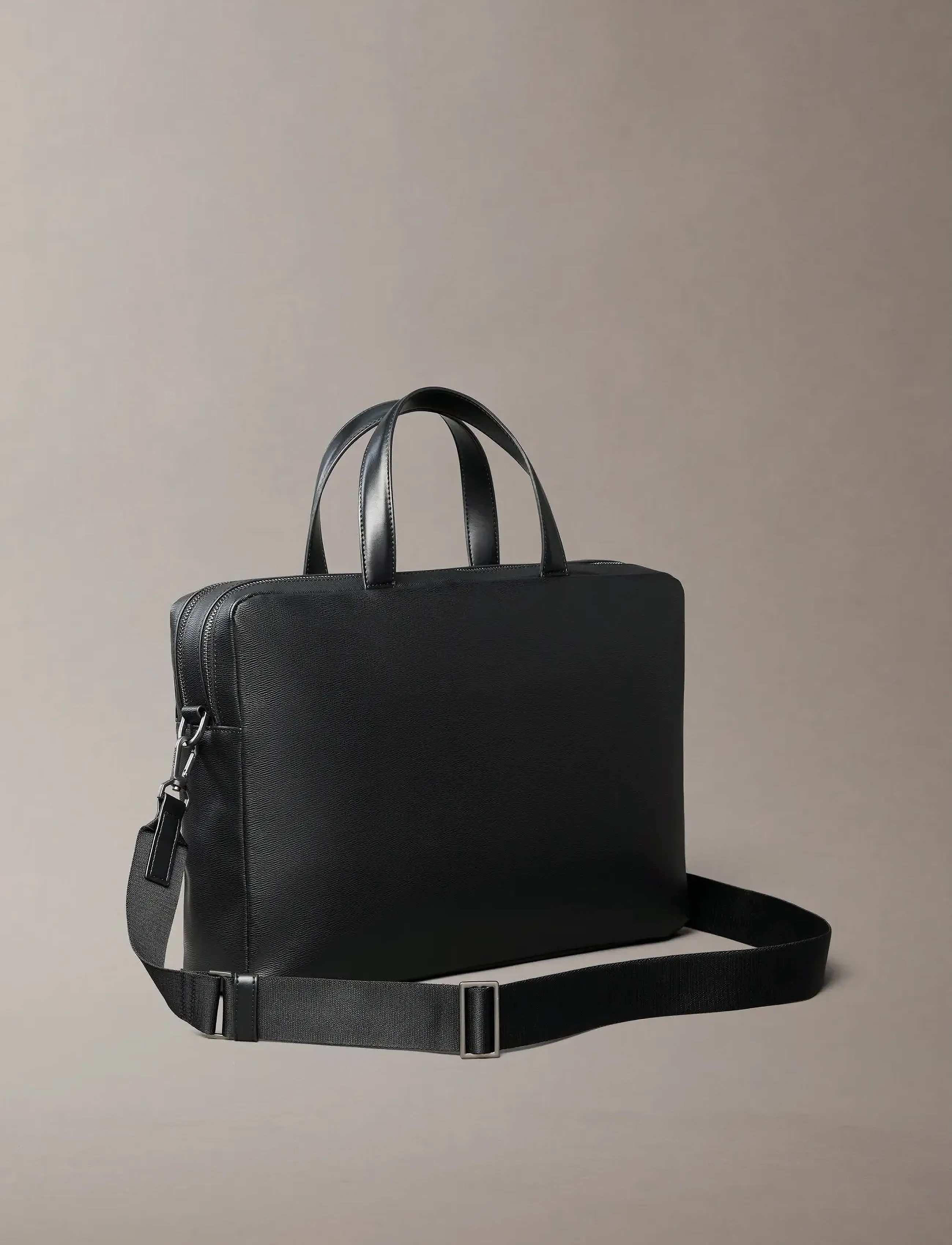 Calvin Klein - ZIP COMMUTER BAG - black - 3