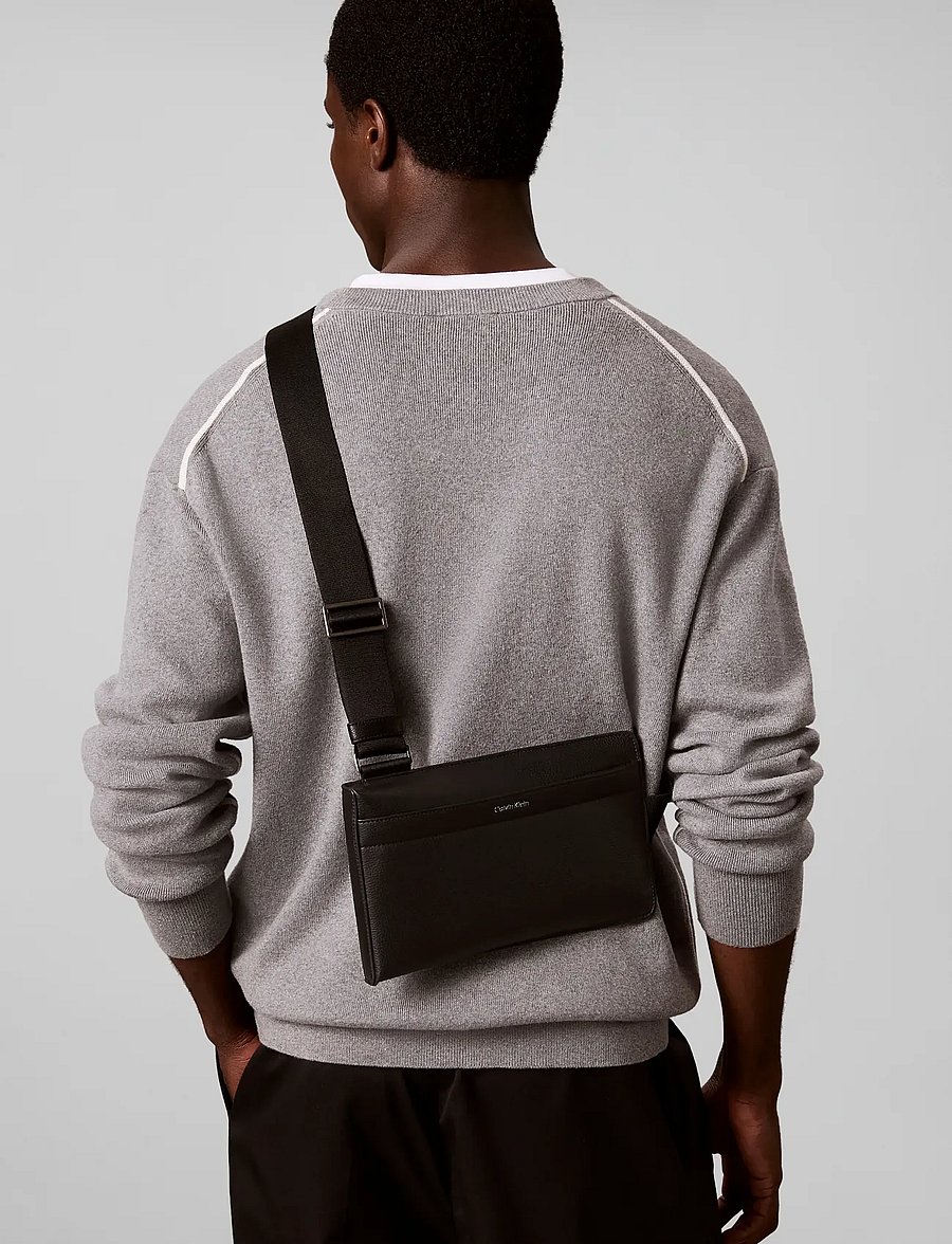 Calvin Klein - RAISED SQUARE SLING - nach anlass kaufen - black - 0