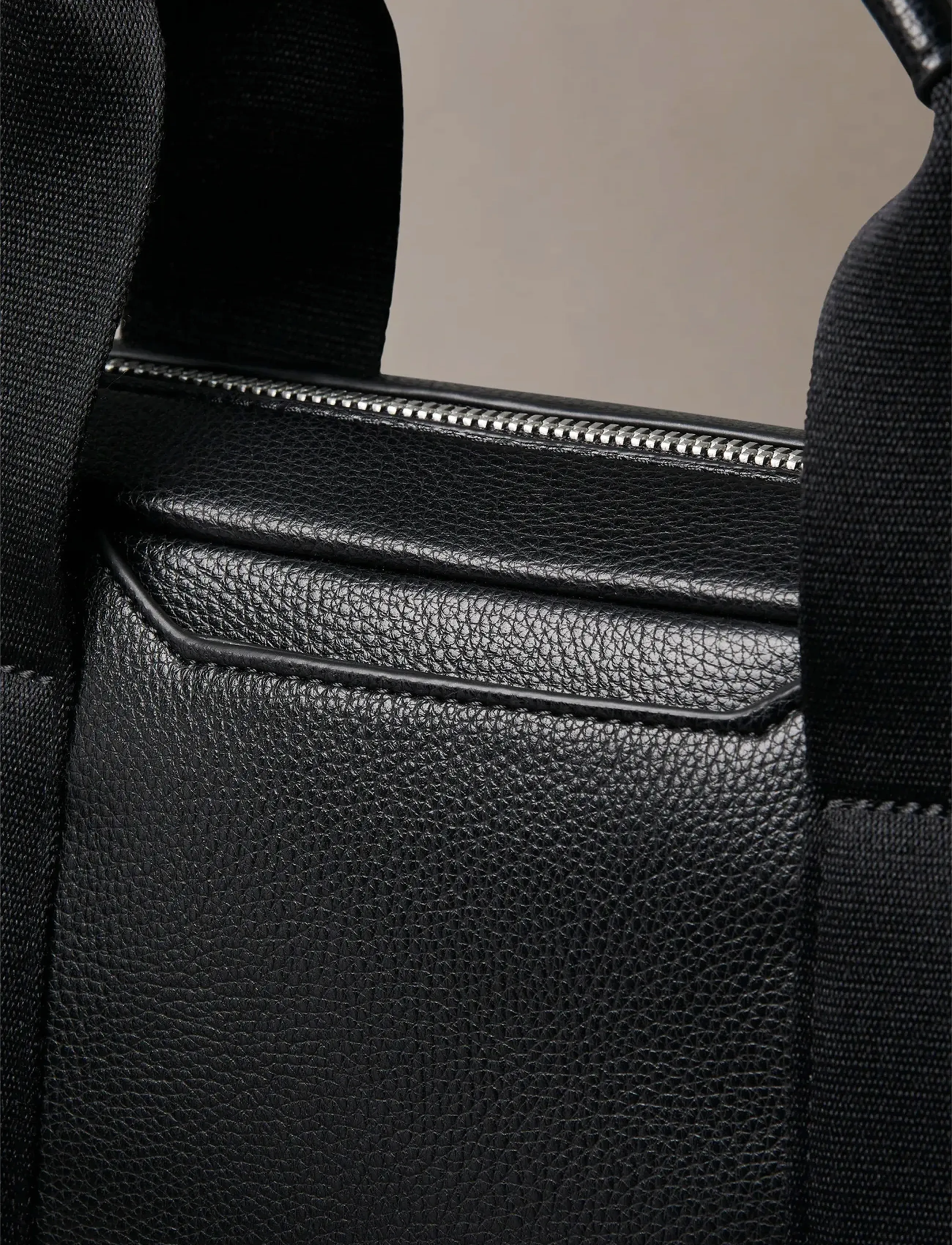 Calvin Klein - WEBBING STRAP LAPTOP BAG - black - 4