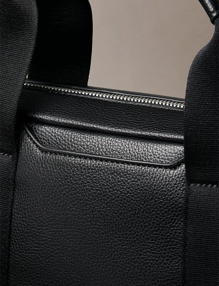 Calvin Klein - WEBBING STRAP LAPTOP BAG - nach anlass kaufen - black - 4