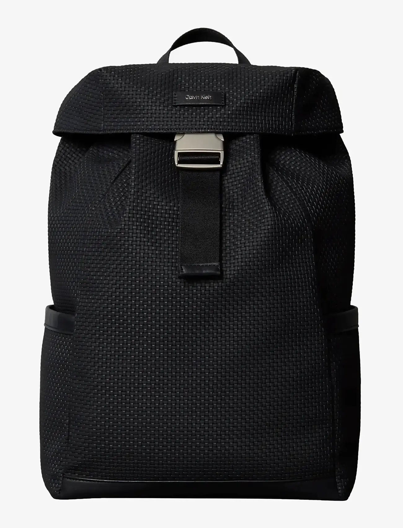 Calvin Klein - EMBOSSED WOVEN FLAP BACKPACK - nach anlass kaufen - black - 1