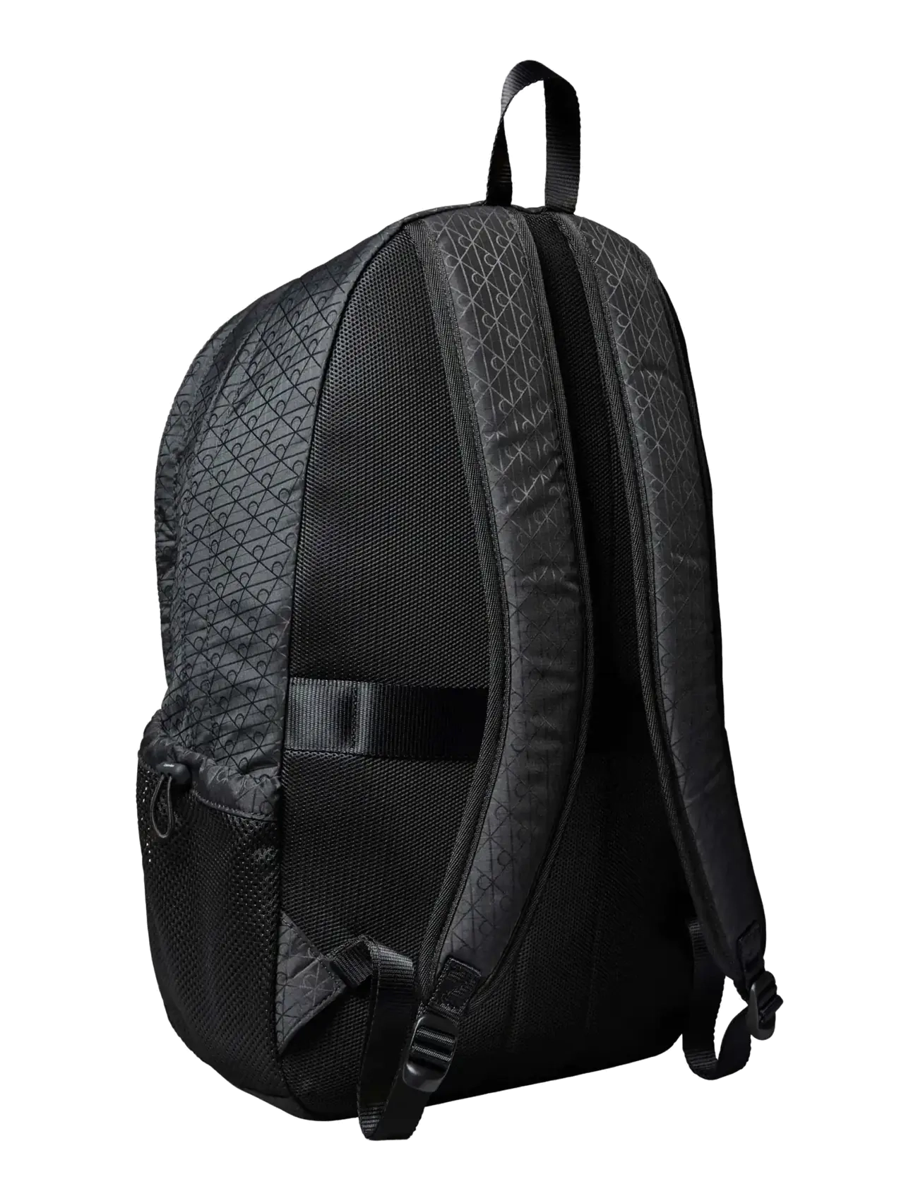 Calvin Klein - UTILITY EMBLEM BUNGEE BACKPACK - rucksäcke - black - 1