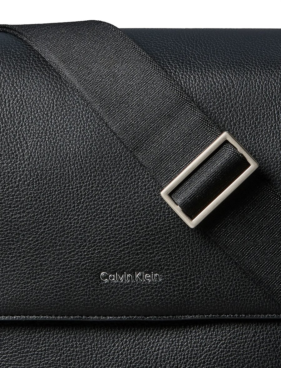 Calvin Klein - RAISED FLAP MESSENGER - nach anlass kaufen - black - 4