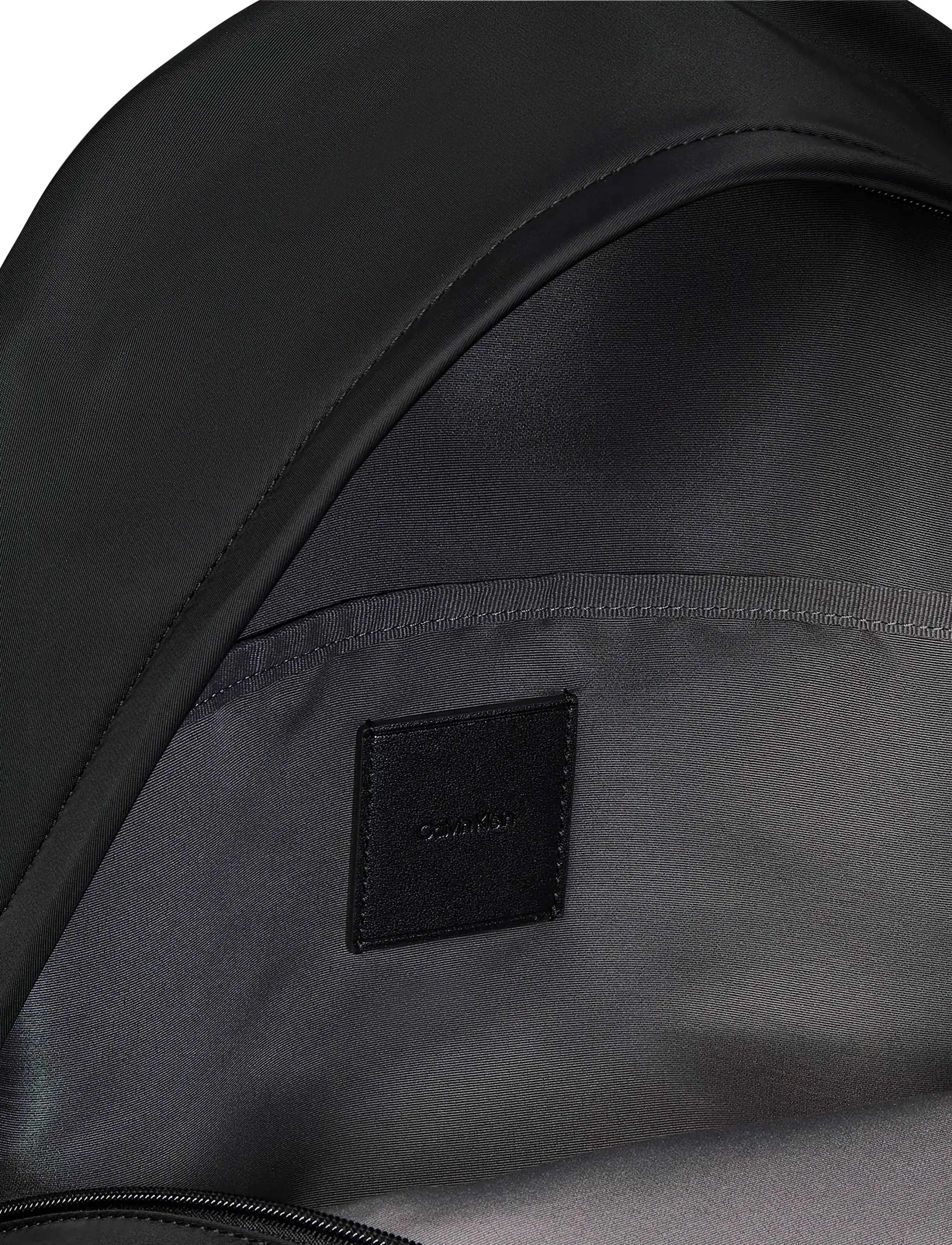 Calvin Klein - CLEAN ROUND BACKPACK - shoppa efter tillfälle - black - 3