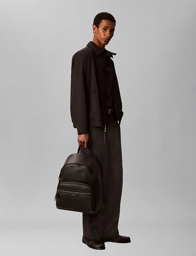 Calvin Klein - PERFORATED BACKPACK - shop efter anledning - black - 0