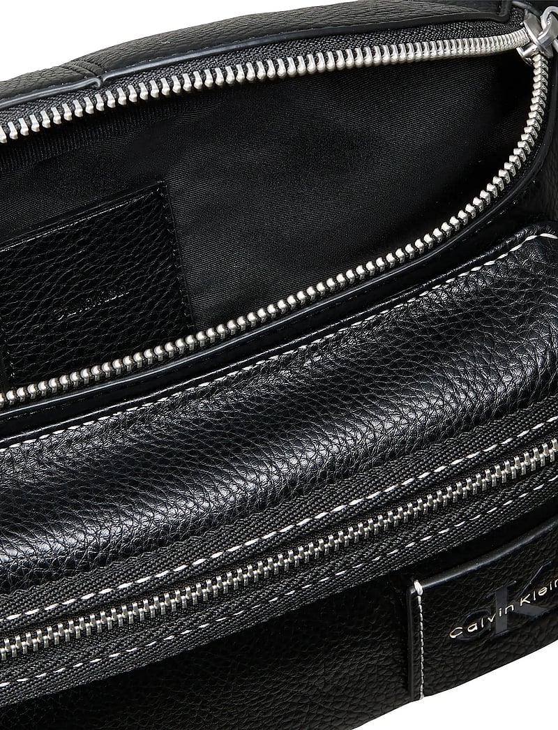 Calvin Klein - BOLD PEBBLE SLING - shop efter anledning - black - 3