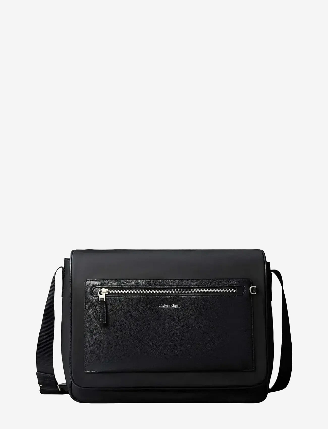Calvin Klein Ssnl Raised Logo Flap Messenger - Black - ONE SIZE