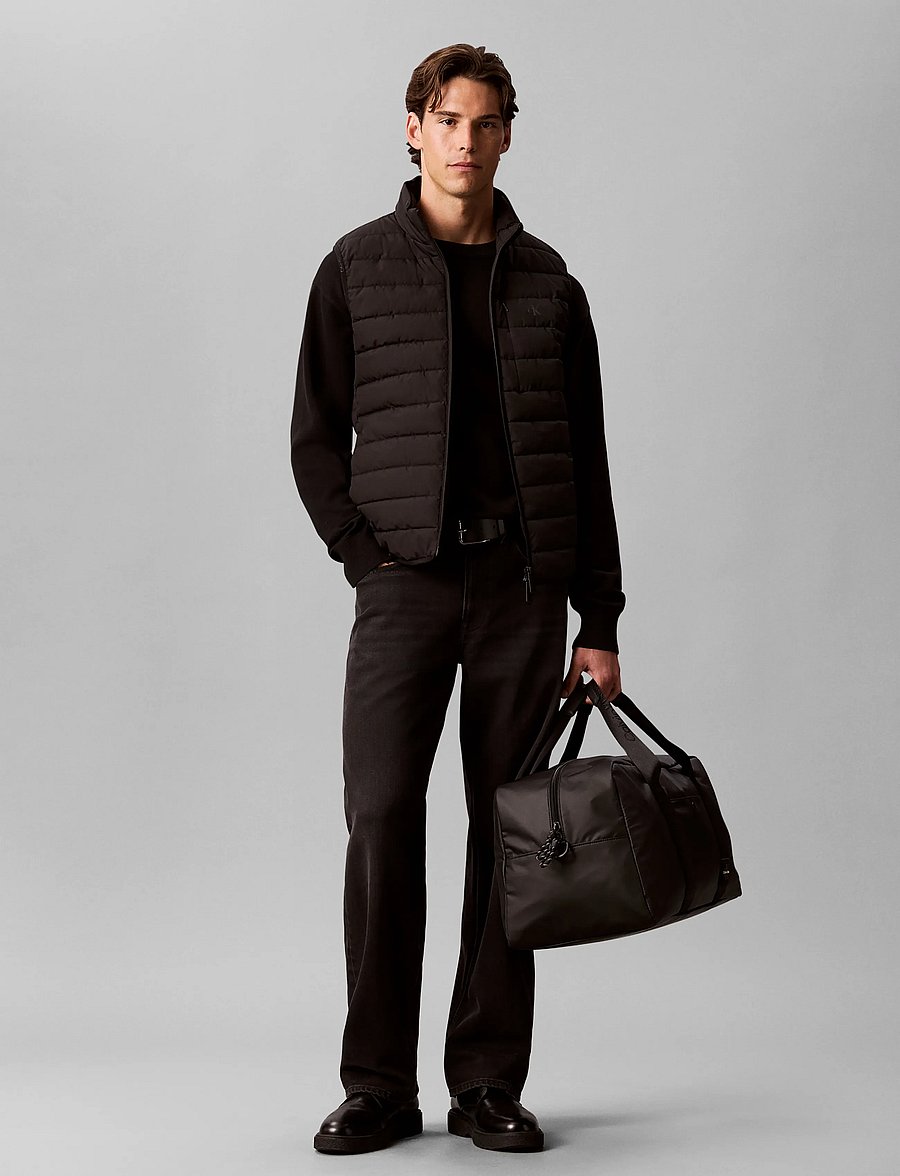 Calvin Klein - RUBBERIZED MEDIUM WEEKENDER - duffel reisikotid - black - 0