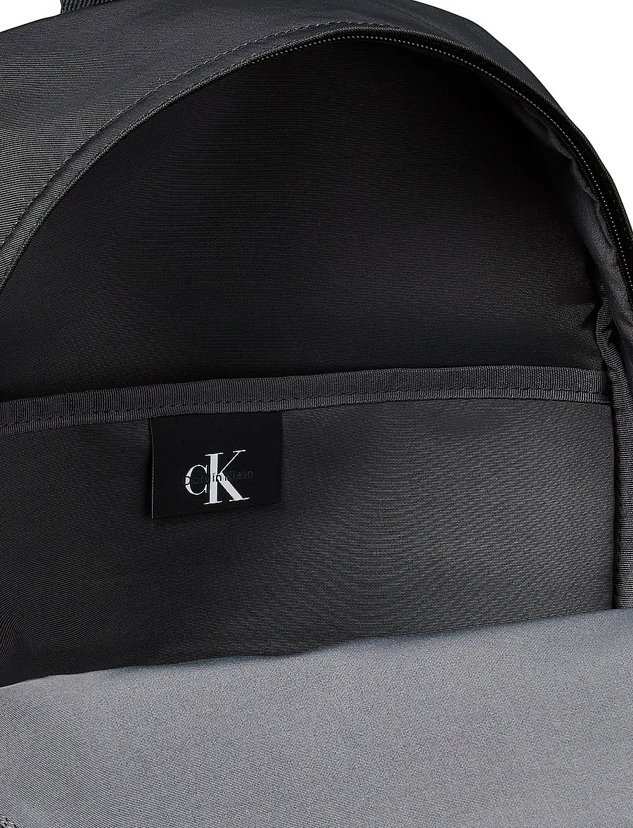 Calvin Klein - BOLD DBL PKT BACKPACK - shop efter anledning - black - 3