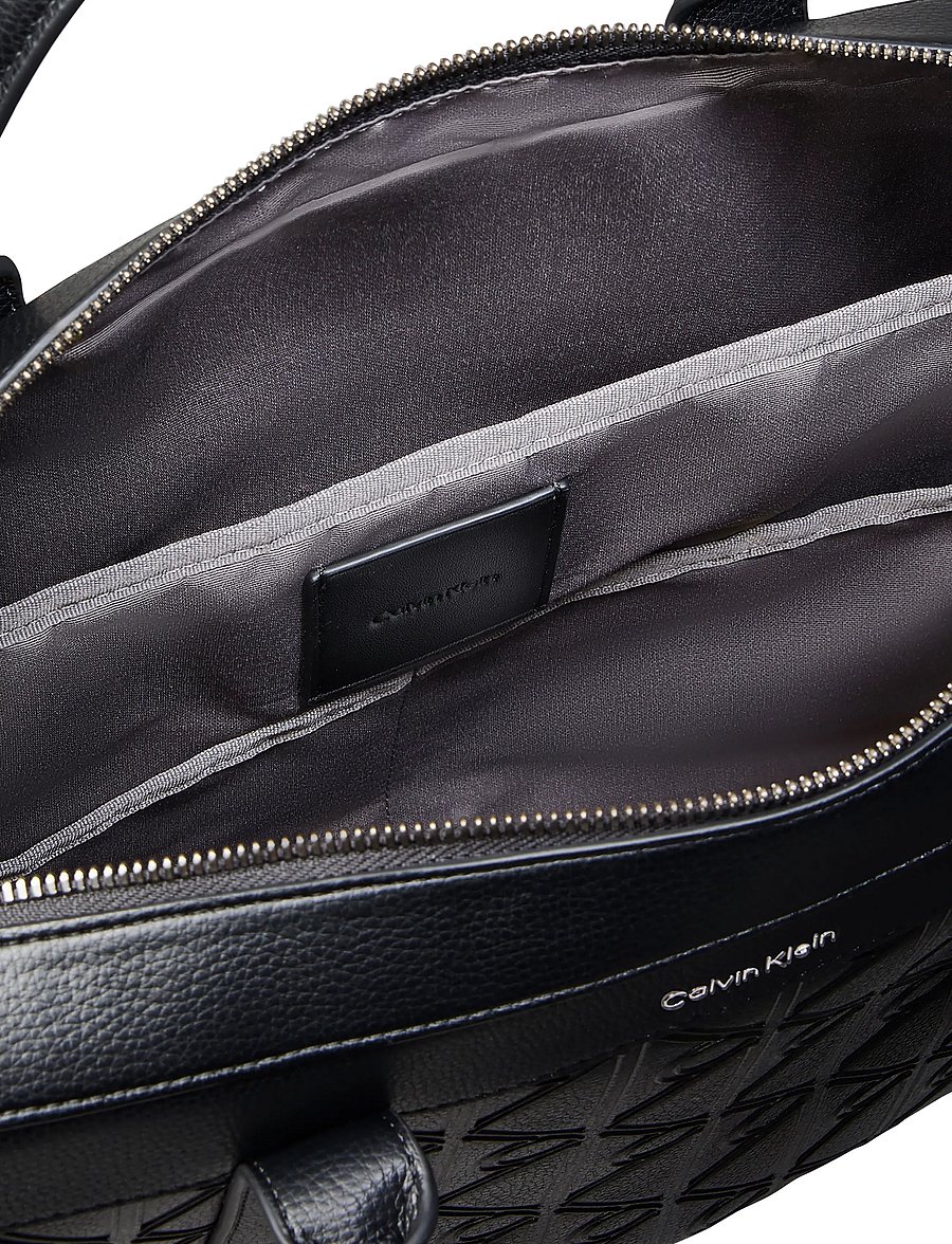 Calvin Klein - EMBLEM AOP DEBOSS COMMUTER - shop efter anledning - black - 3