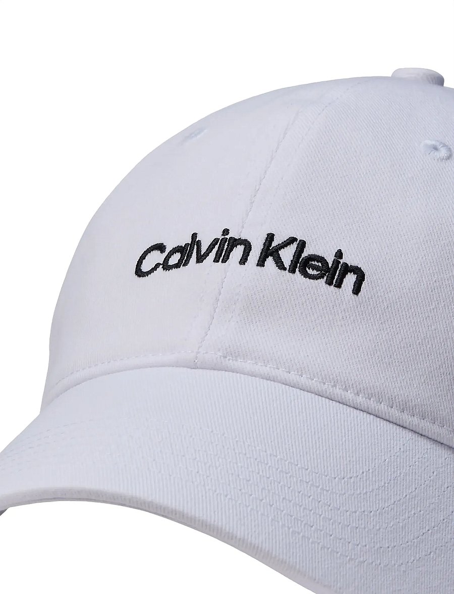 Calvin Klein - TITLECASE EMBROIDERY CAP - nokamütsid - bright white black - 3