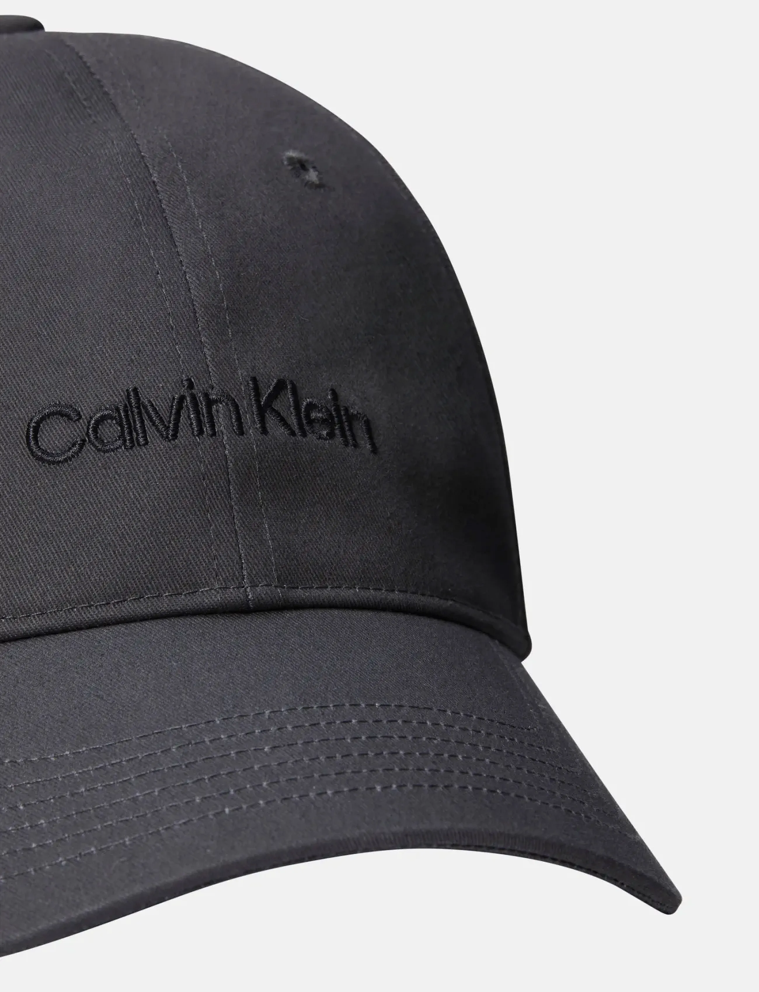 Calvin Klein - TITLECASE EMBROIDERY CAP - najniższe ceny - india ink - 2
