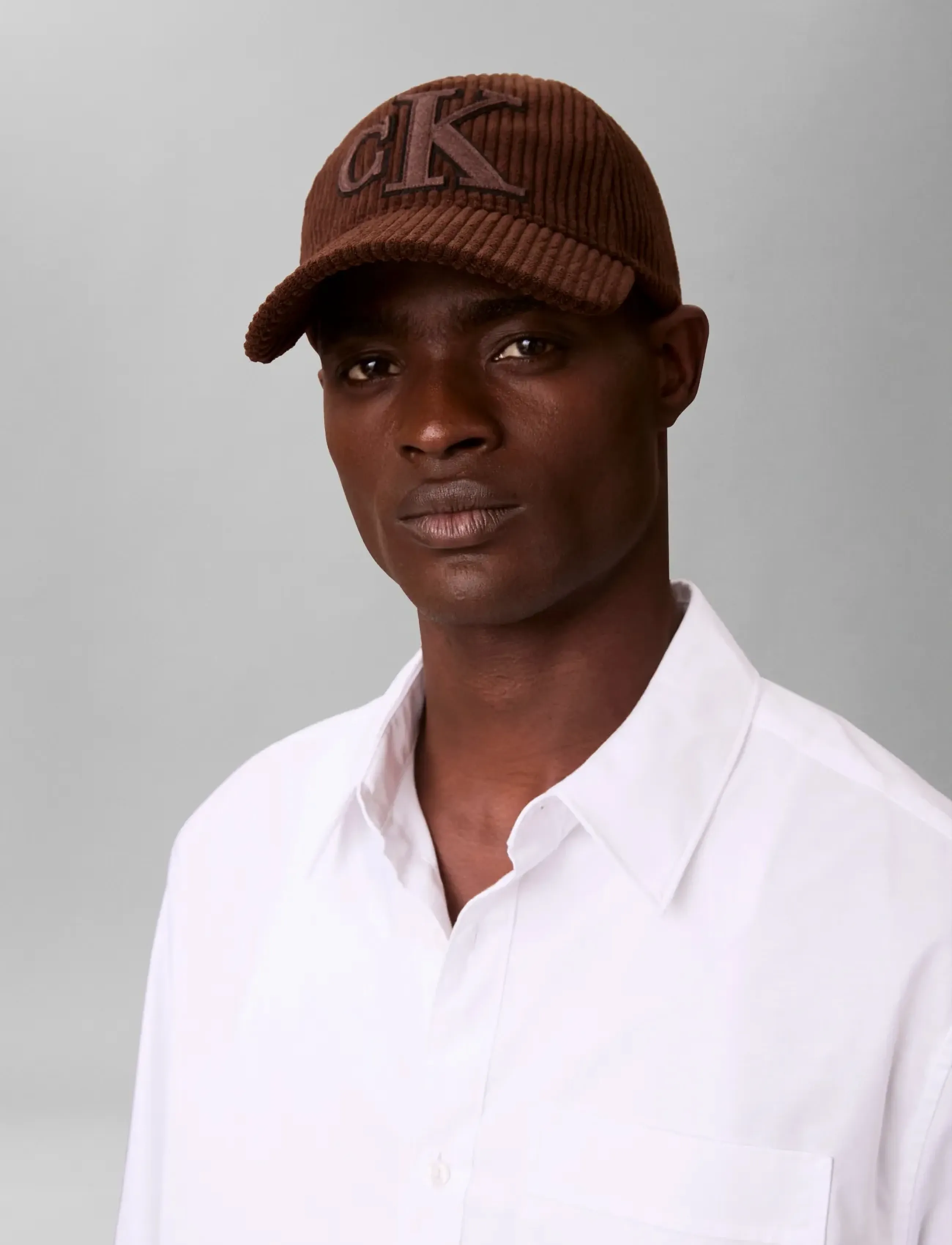 Calvin Klein Felt Monogram Patch Cap, One Size, Brown, Hovedbeklædning > Kasketter, Herre