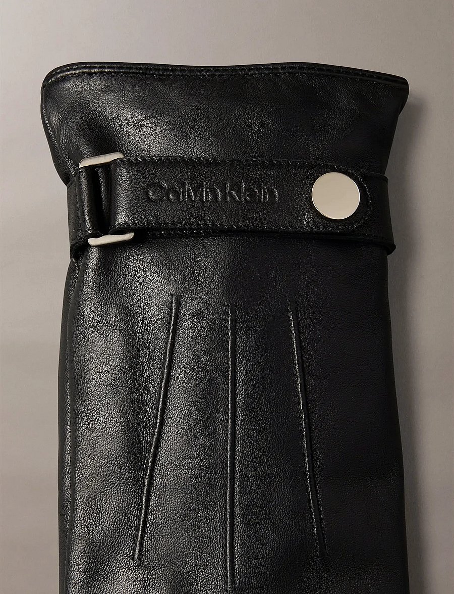 Calvin Klein - LOGO STRAP SMOOTH LEATHER GLOVES - nach anlass kaufen - black - 3