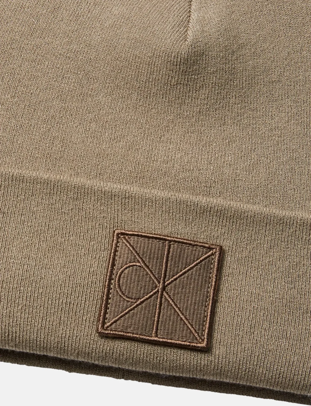 Calvin Klein - EMBLEM PATCH FINE RIB BEANIE - mössor - taupe - 3