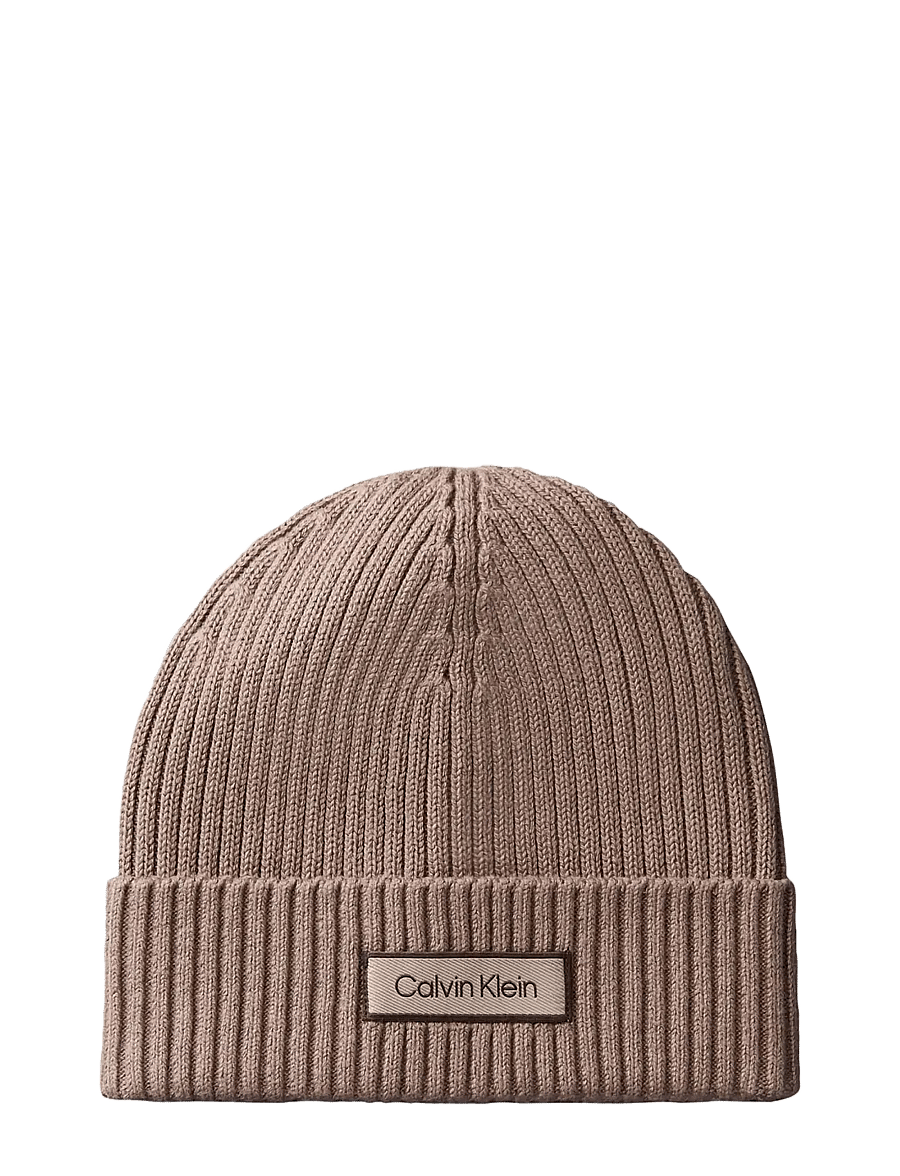 Calvin Klein - PATCH CHUNKY RIB COTTON BEANIE - nach anlass kaufen - desert taupe - 0