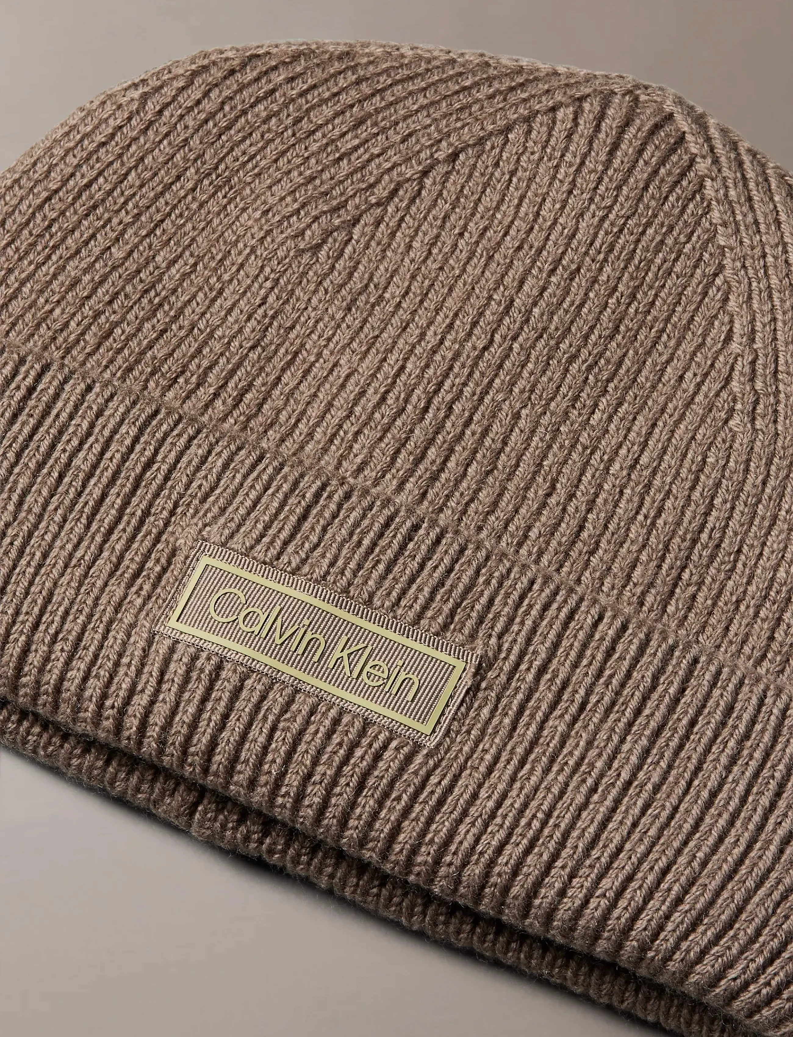 Calvin Klein - PATCH CHUNKY RIB DOCKER BEANIE - accessoires - walnut - 3