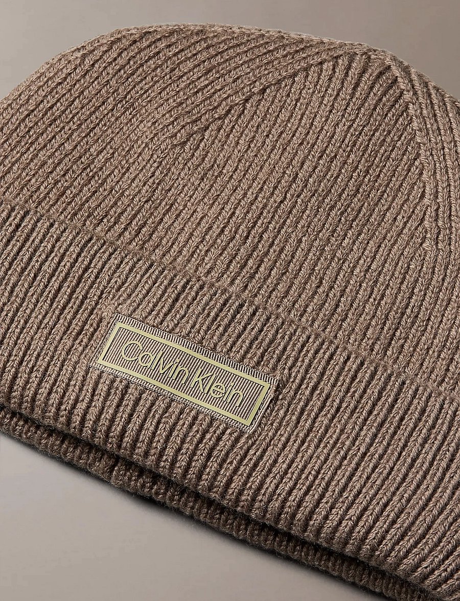 Calvin Klein - PATCH CHUNKY RIB DOCKER BEANIE - osta olukorra järgi - walnut - 3
