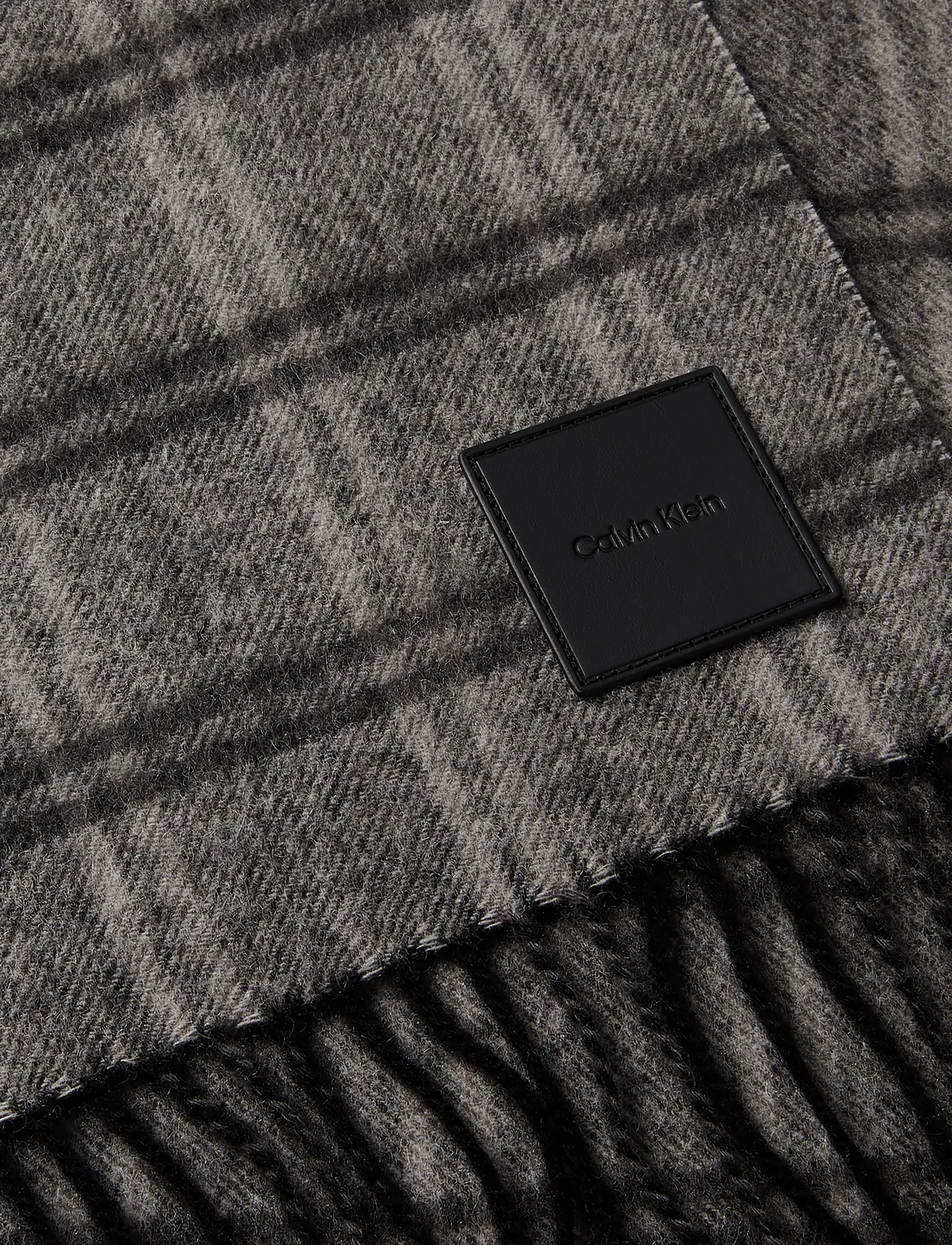 Calvin Klein - LEATHER PATCH CHECKED WOOL SCARF - halsdukar - black - 2