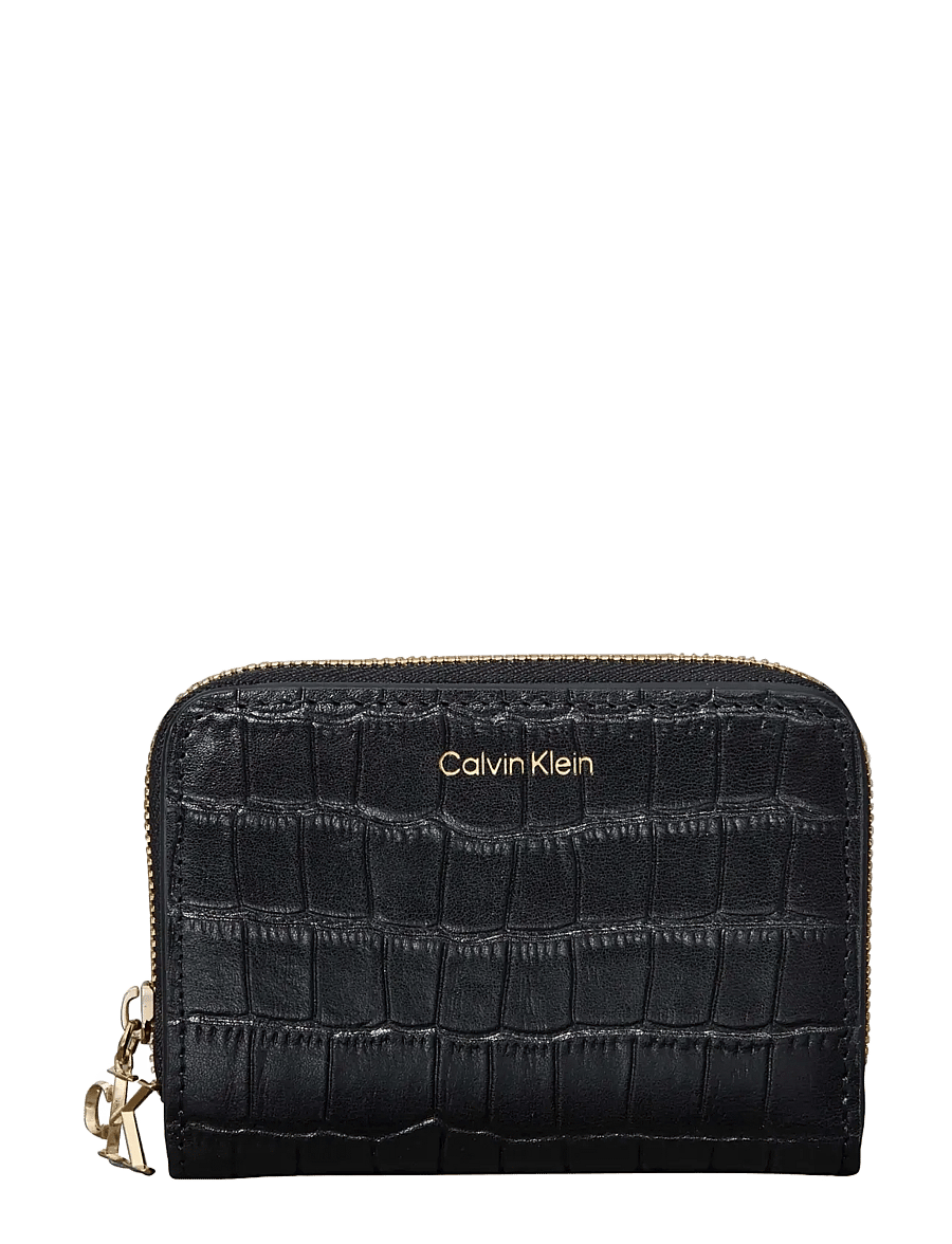Calvin Klein - CK CROC MEDIUM FLAP ZIP AROUND - plånböcker - black - 0