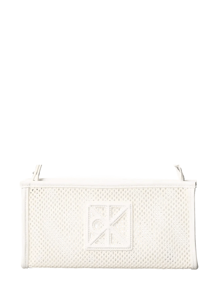 Calvin Klein - EMBLEM MESH CONVERTIBLE POUCH - alltags-style - white alyssum - 0