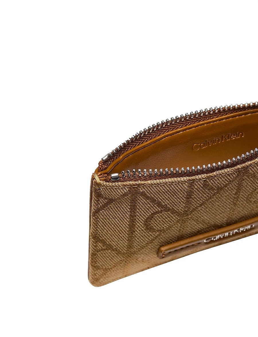Calvin Klein - EMBLEM AOP JACQUARD CARDCASE - kortelių dėklai - cornstalk tbd aop jqd - 2