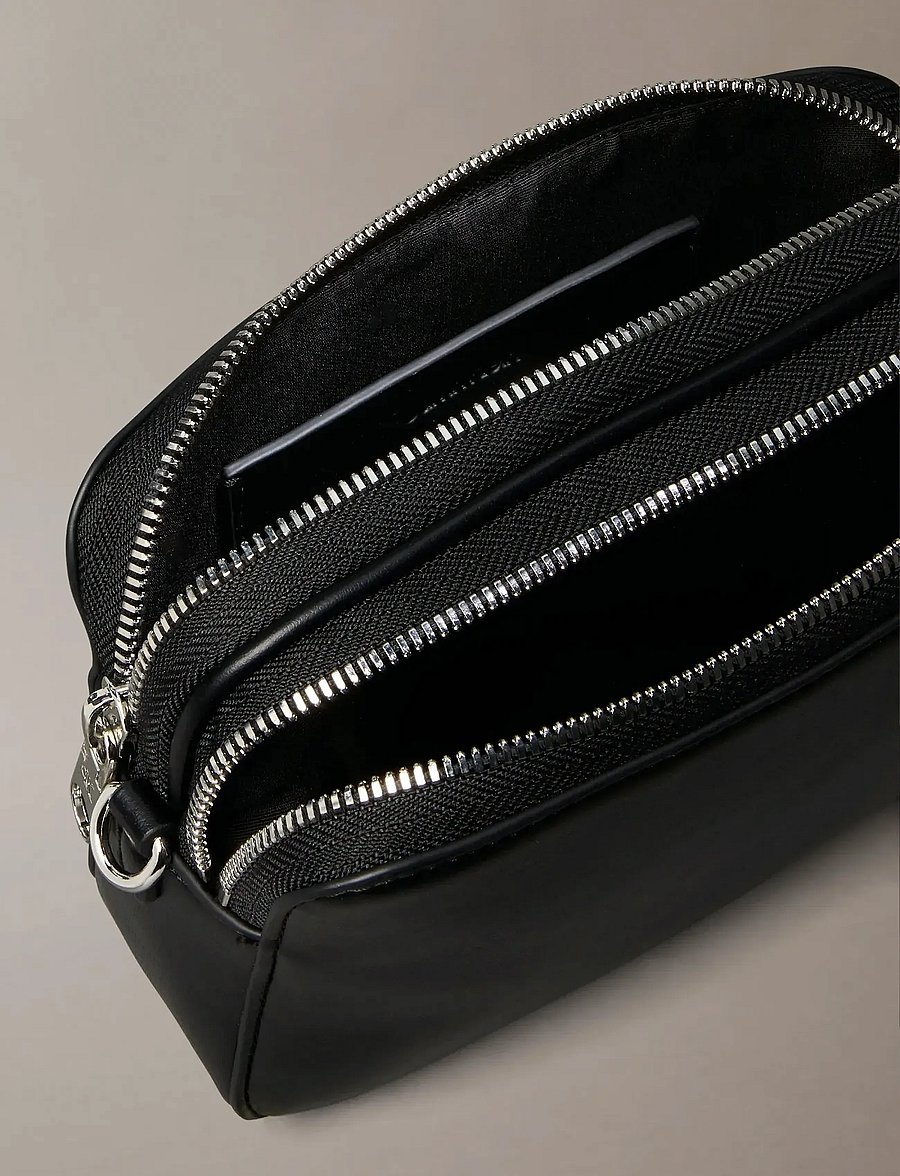 Calvin Klein - WEBBING DOUBLE STRAP CAMERA BAG - umhängetaschen - black / shiny nickel - 1
