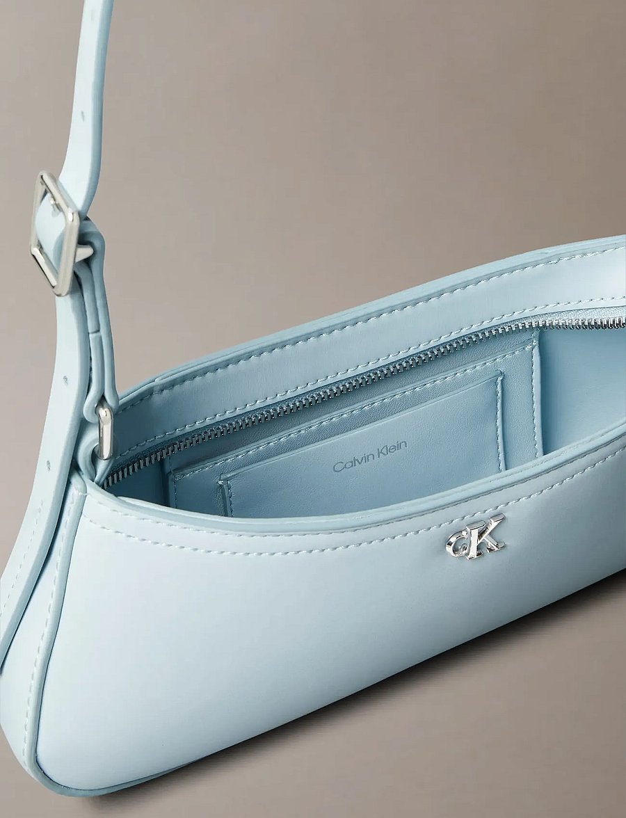 Calvin Klein - CK SMALL SHOULDER BAG - vardagsstil - palest blue - 1
