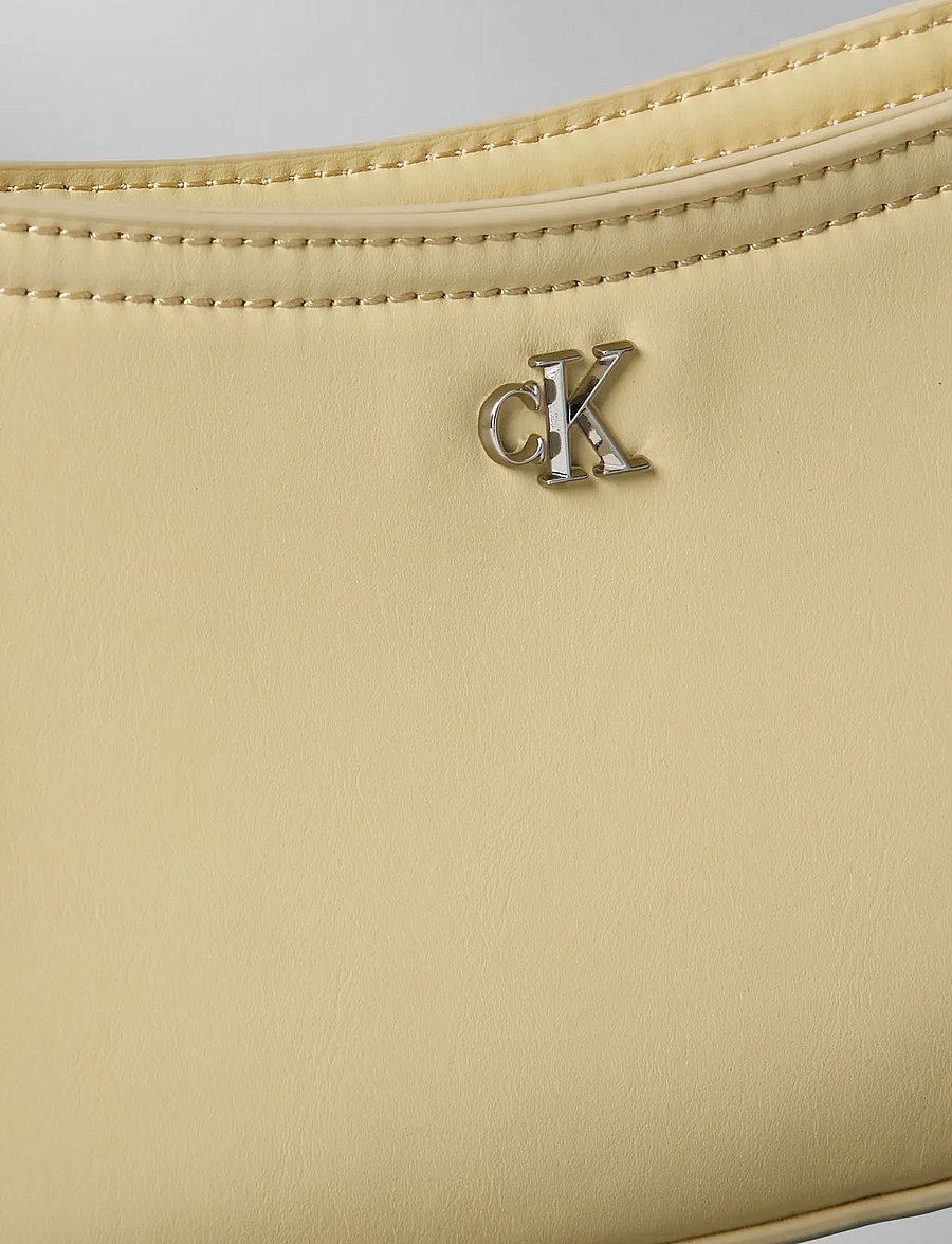 Calvin Klein - CK SMALL SHOULDER BAG - axelremsväskor - parsnip - 4